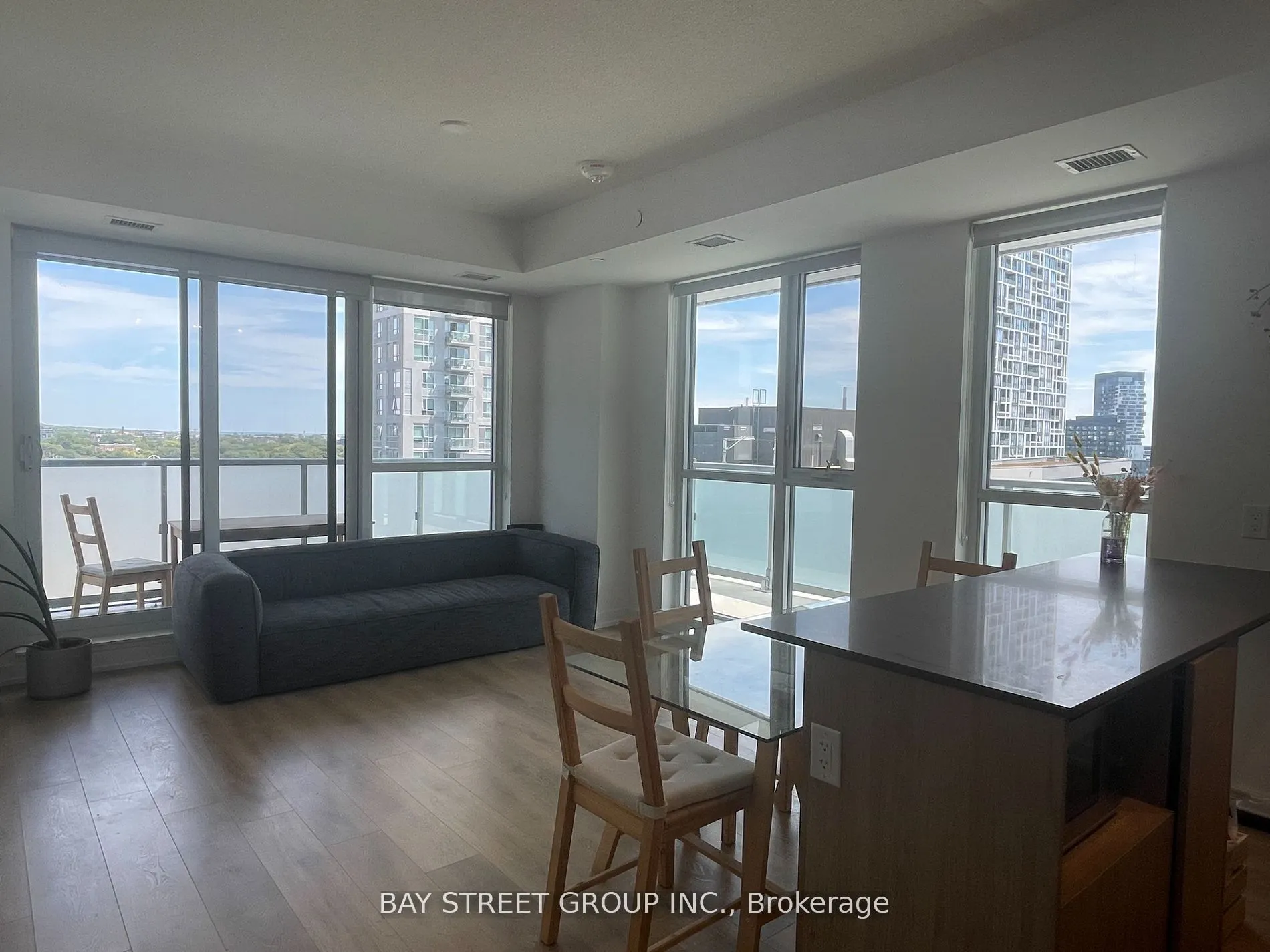 34 Tubman Avenue #1010