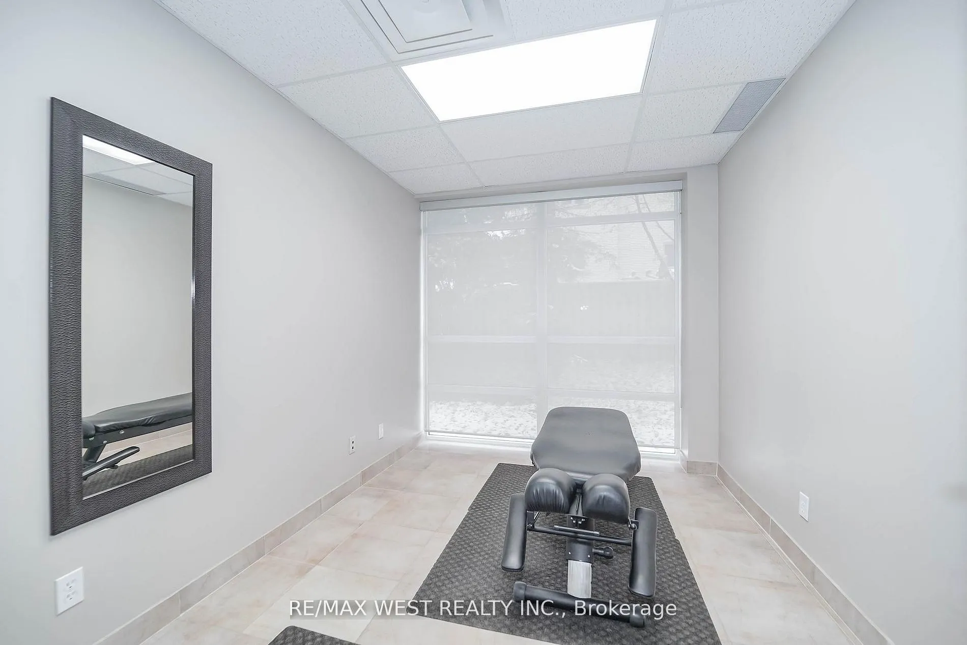 800 Sheppard Avenue W #C3
