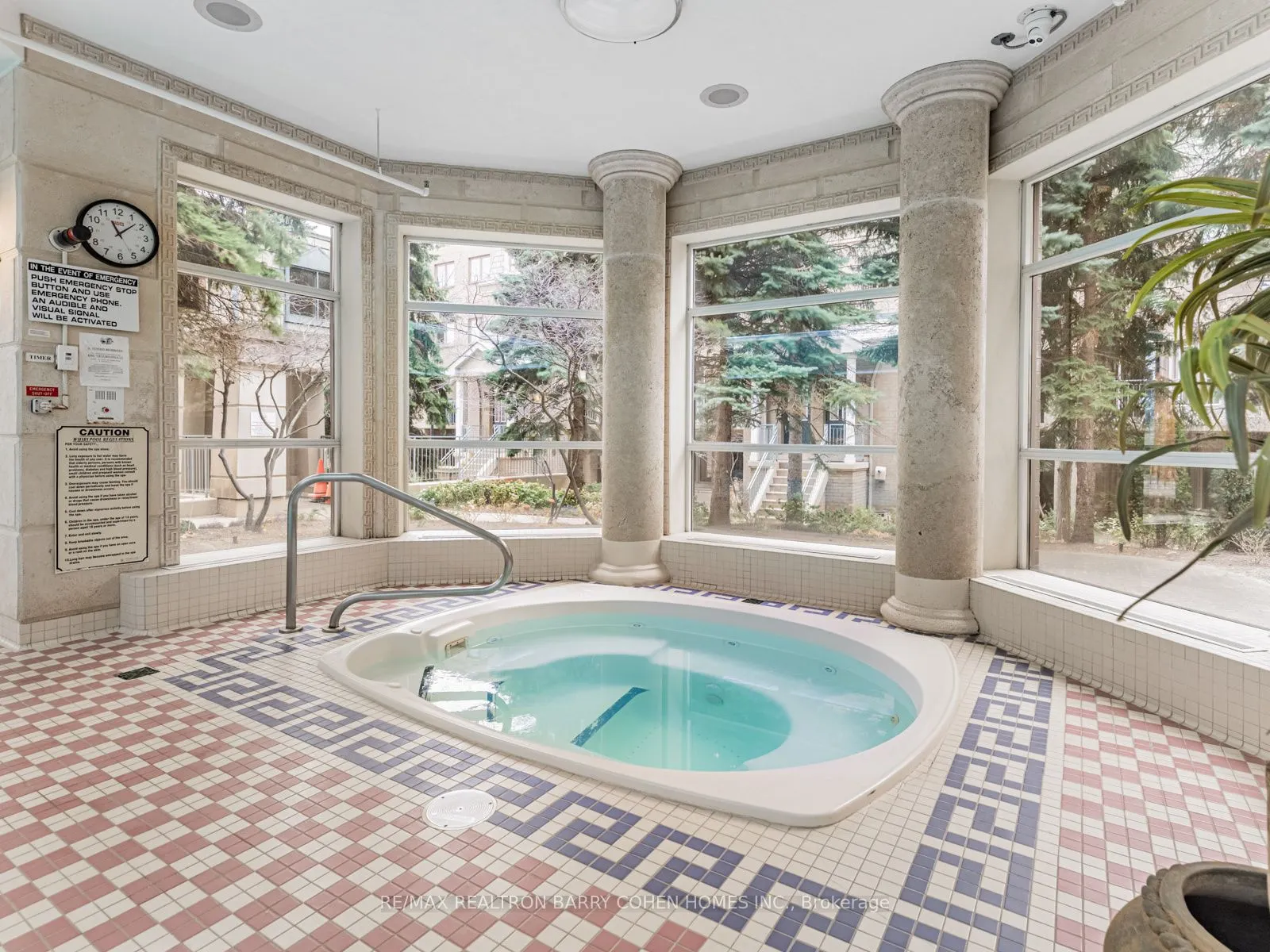 5418 Yonge Street #812