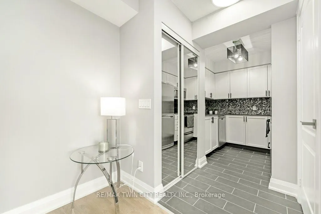 1103 Leslie Street #701