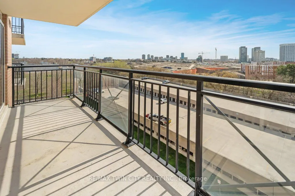 1103 Leslie Street #701