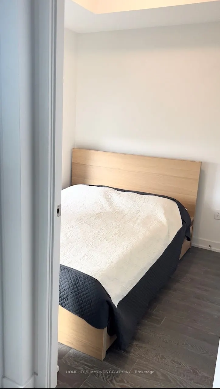 1 Yorkville Avenue #3302