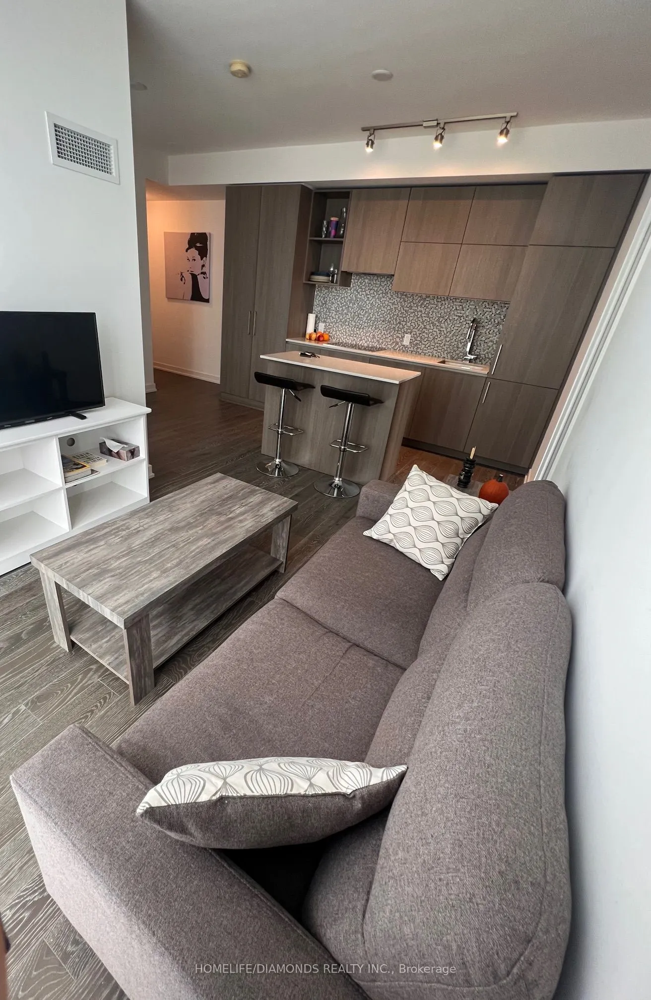1 Yorkville Avenue #3302