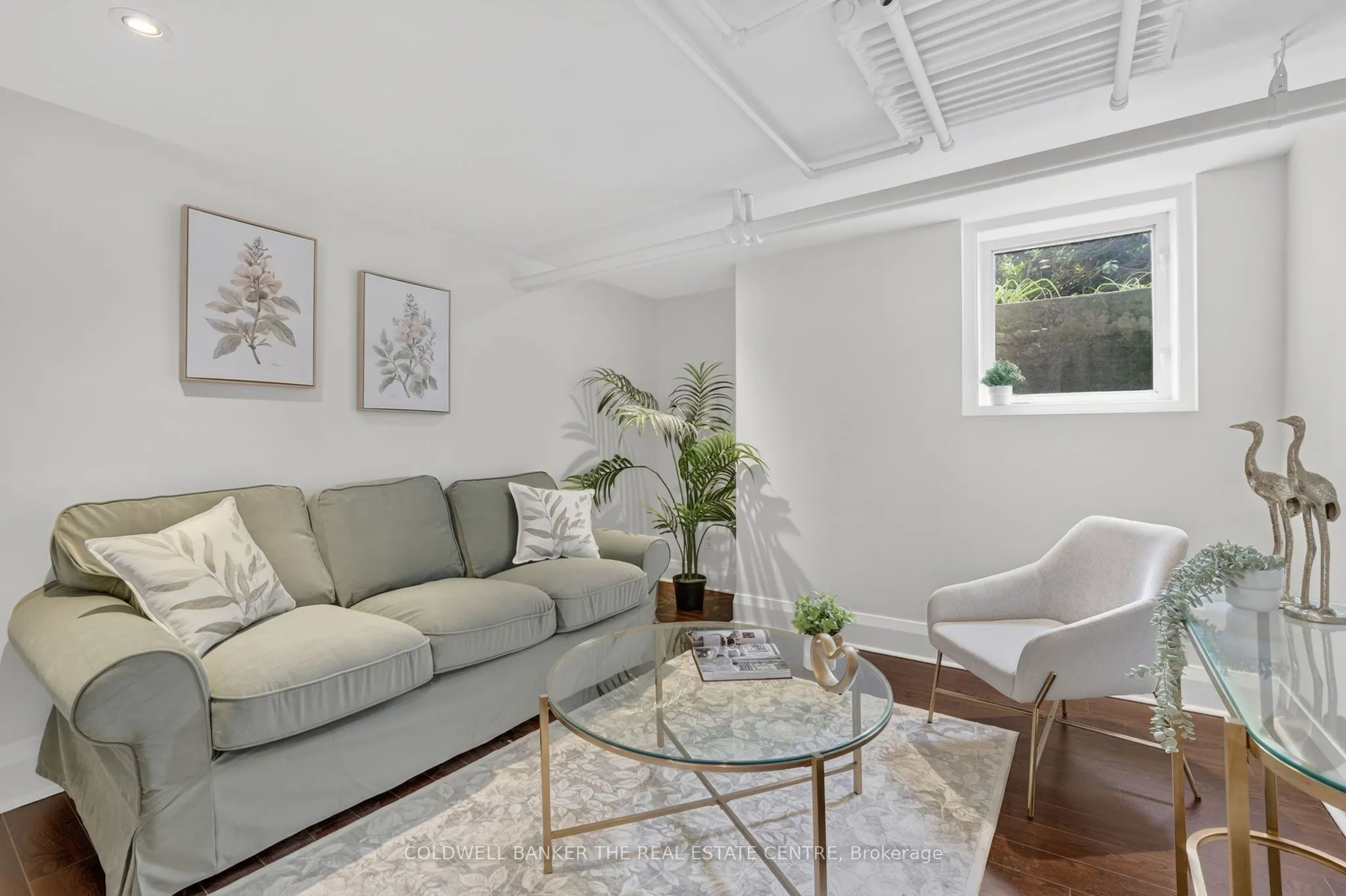 93B Douglas Crescent #B