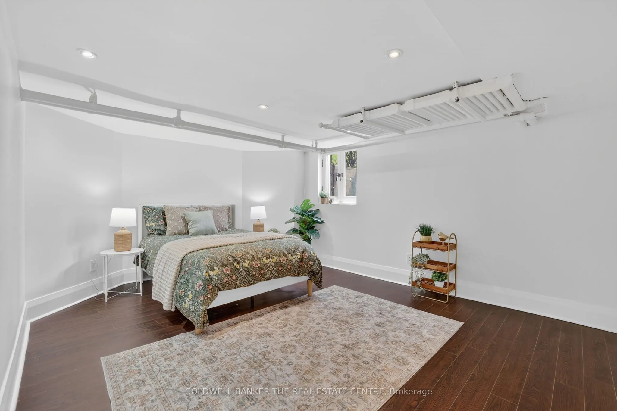 93B Douglas Crescent #B