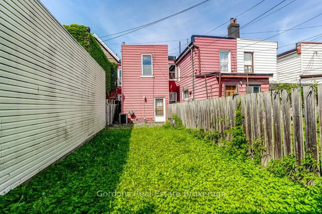 177 Bellwoods Avenue