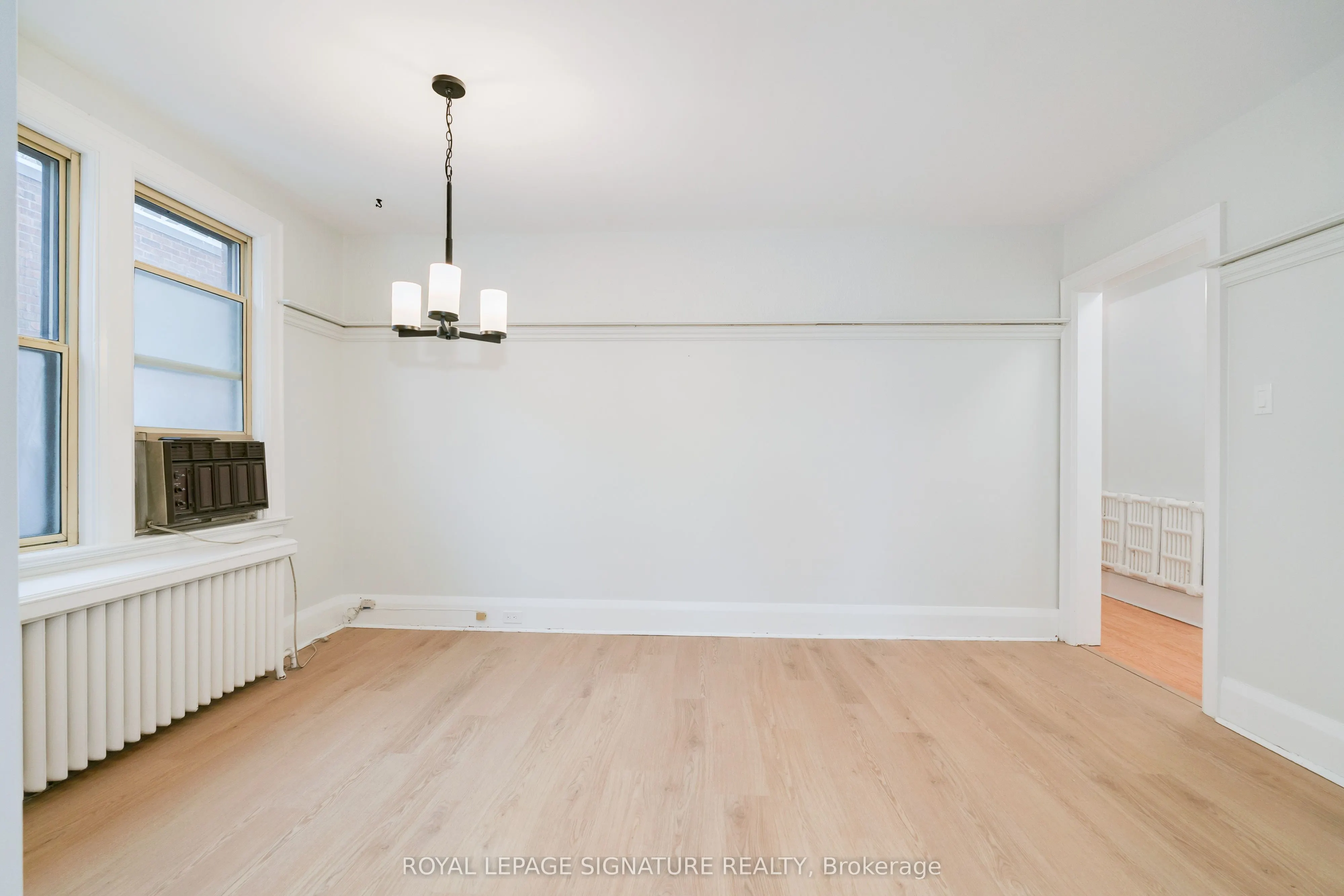 27 Hillsboro Avenue