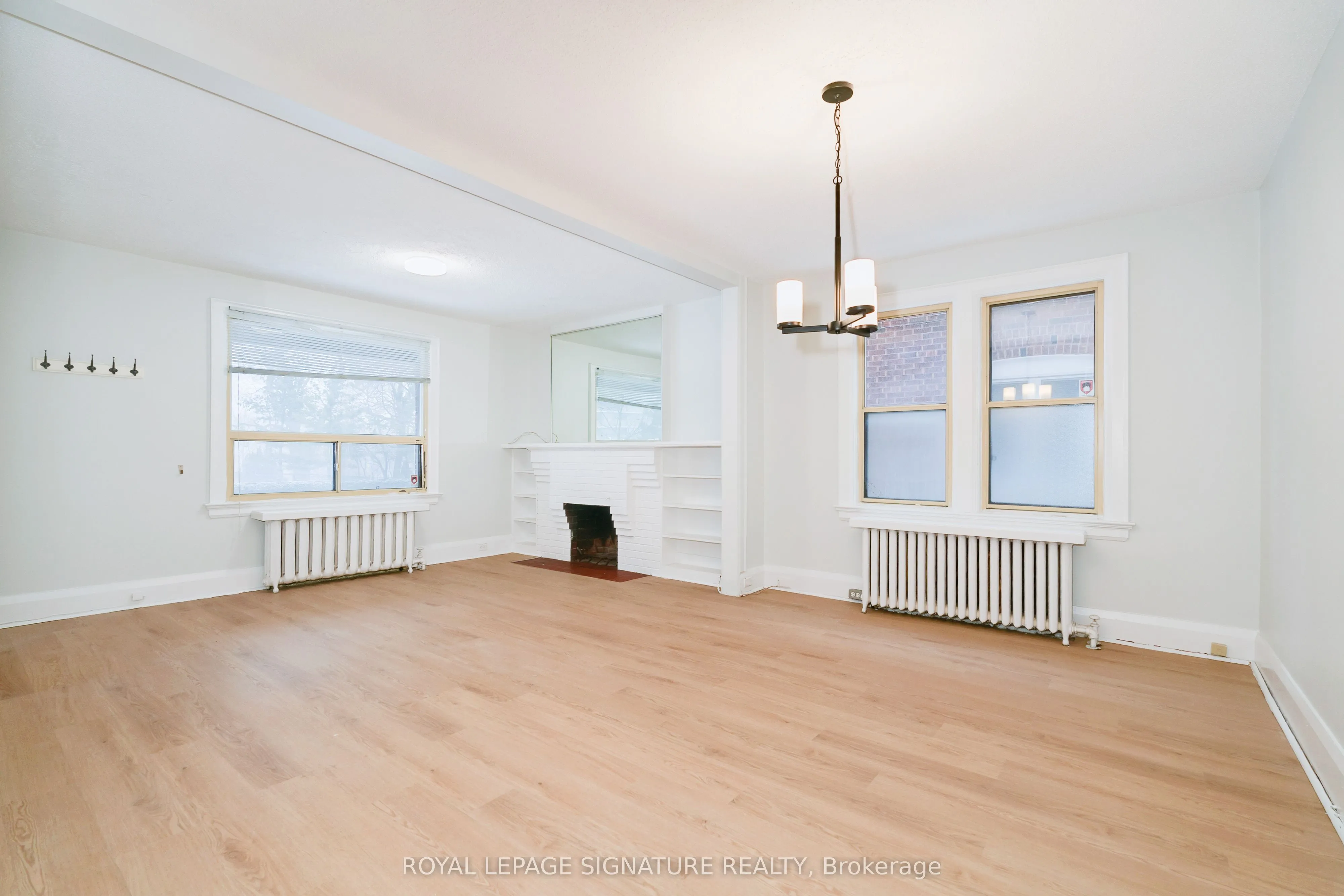 27 Hillsboro Avenue