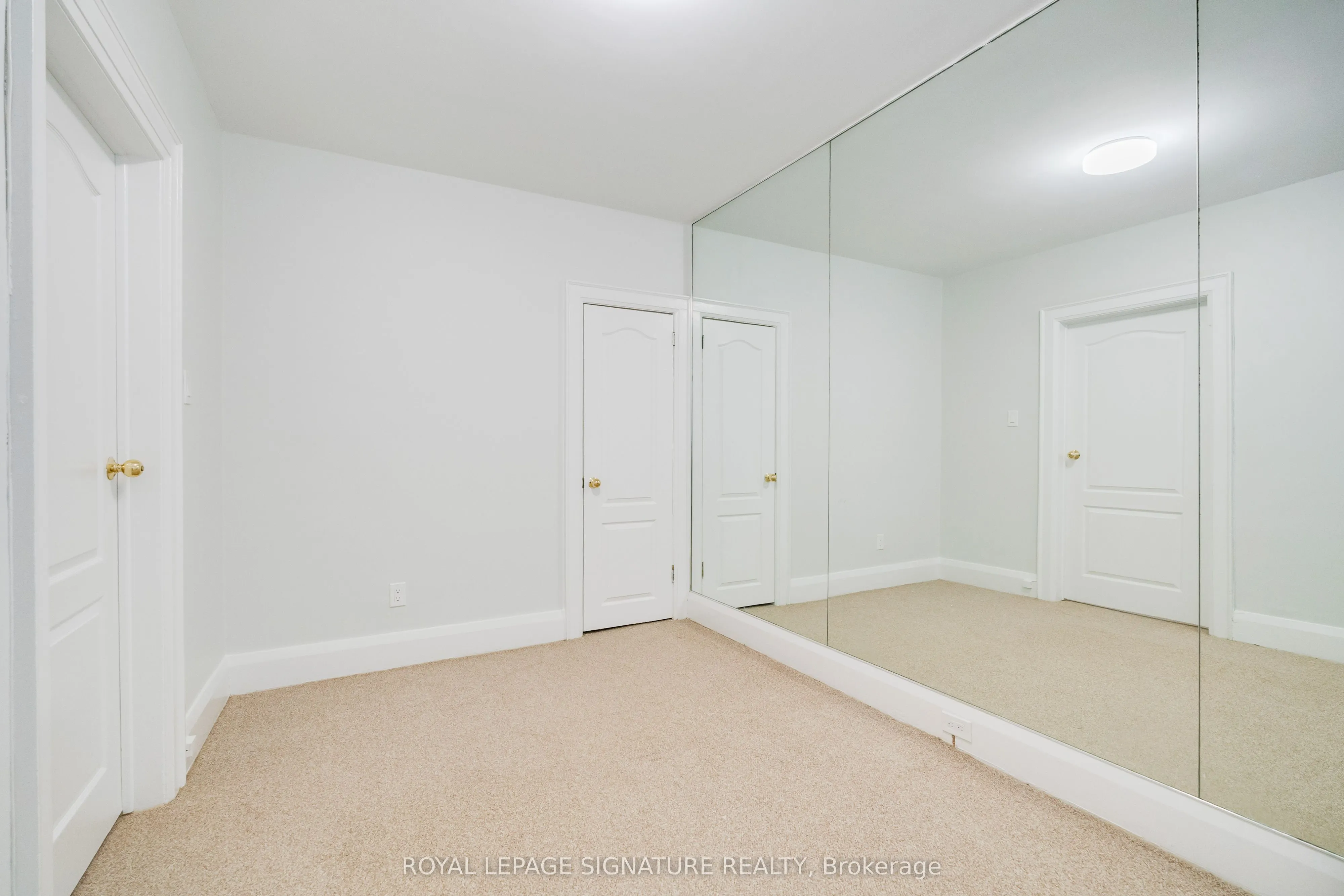 27 Hillsboro Avenue
