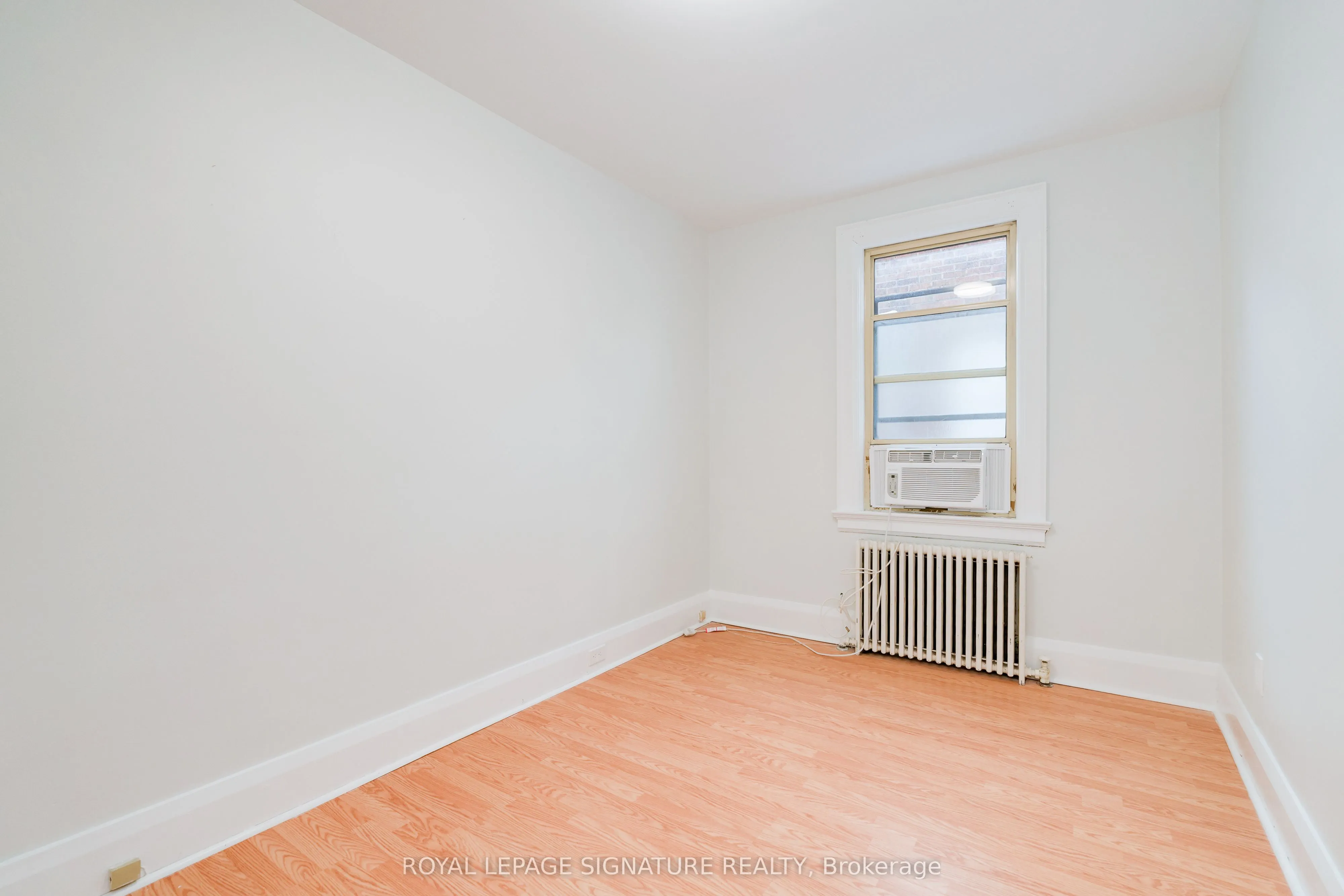27 Hillsboro Avenue