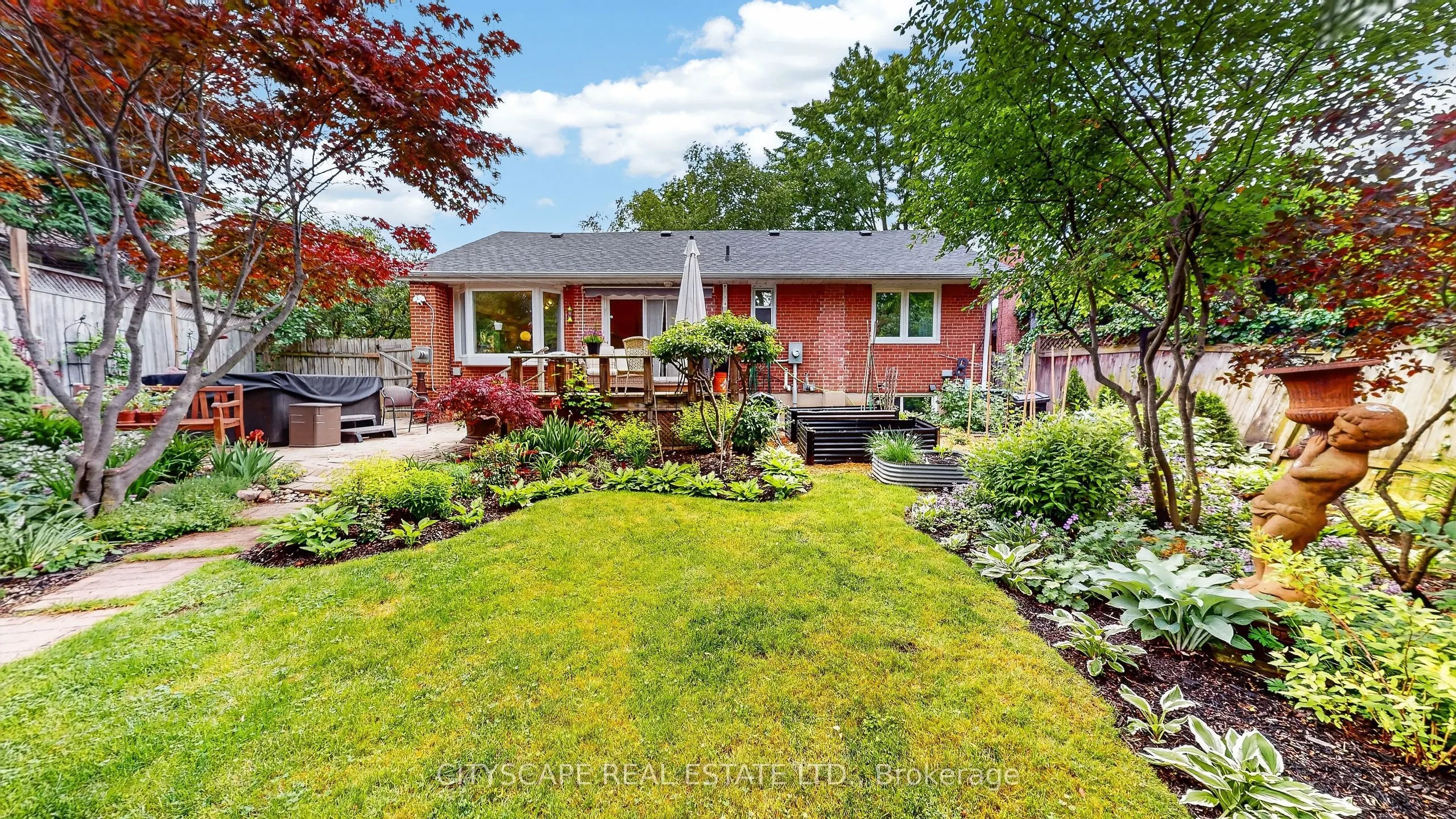 79 Paperbirch Drive