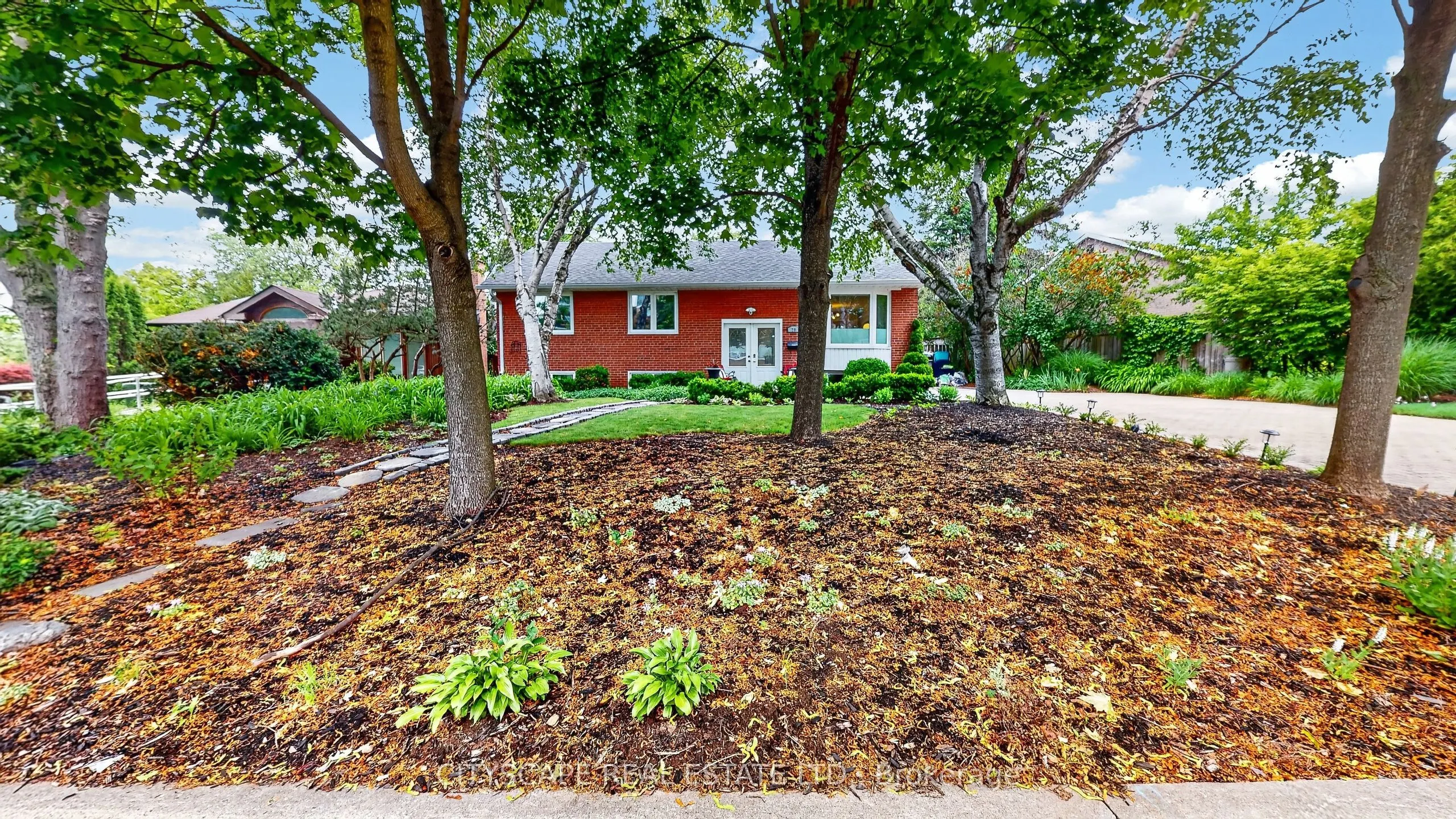 79 Paperbirch Drive