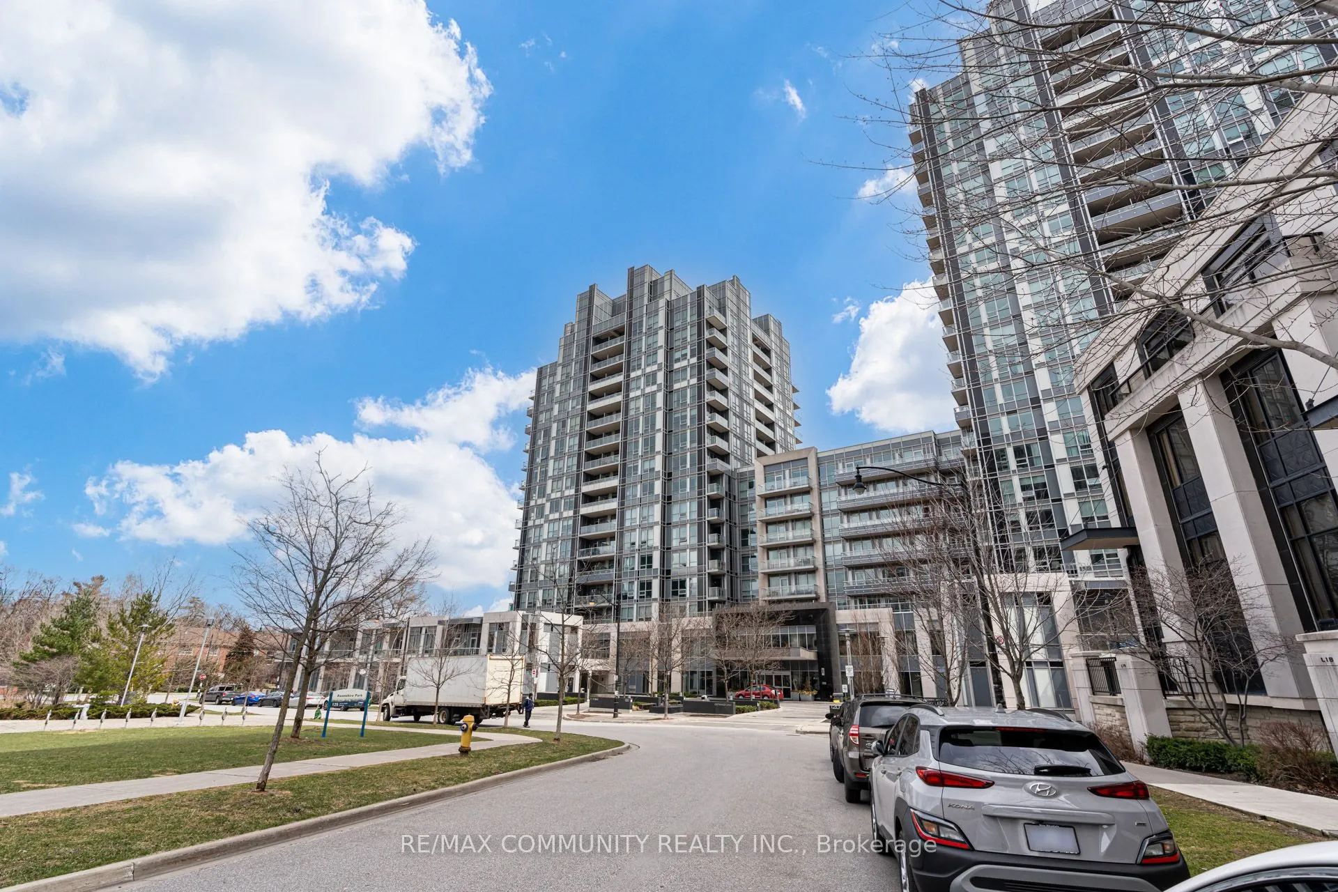 120 Harrison Garden Boulevard #1008