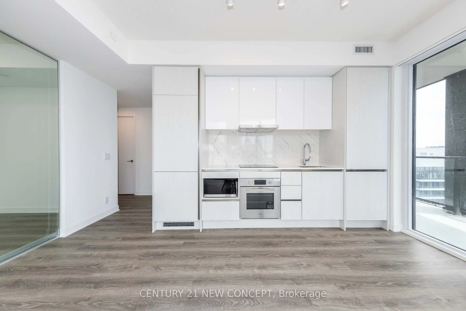 180 Front Street E #3810