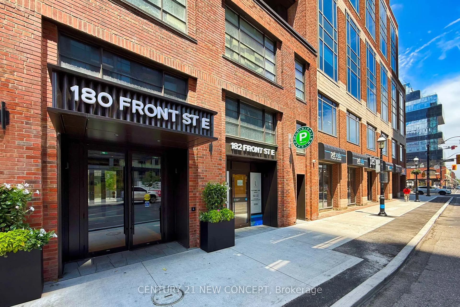 180 Front Street E #3810