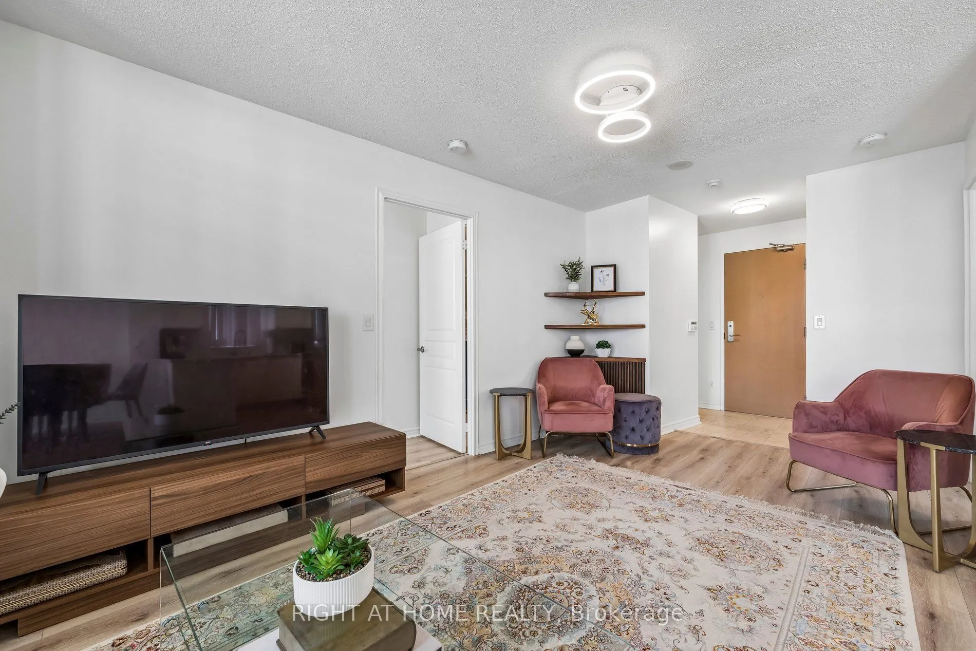 503 Beecroft Road #1116