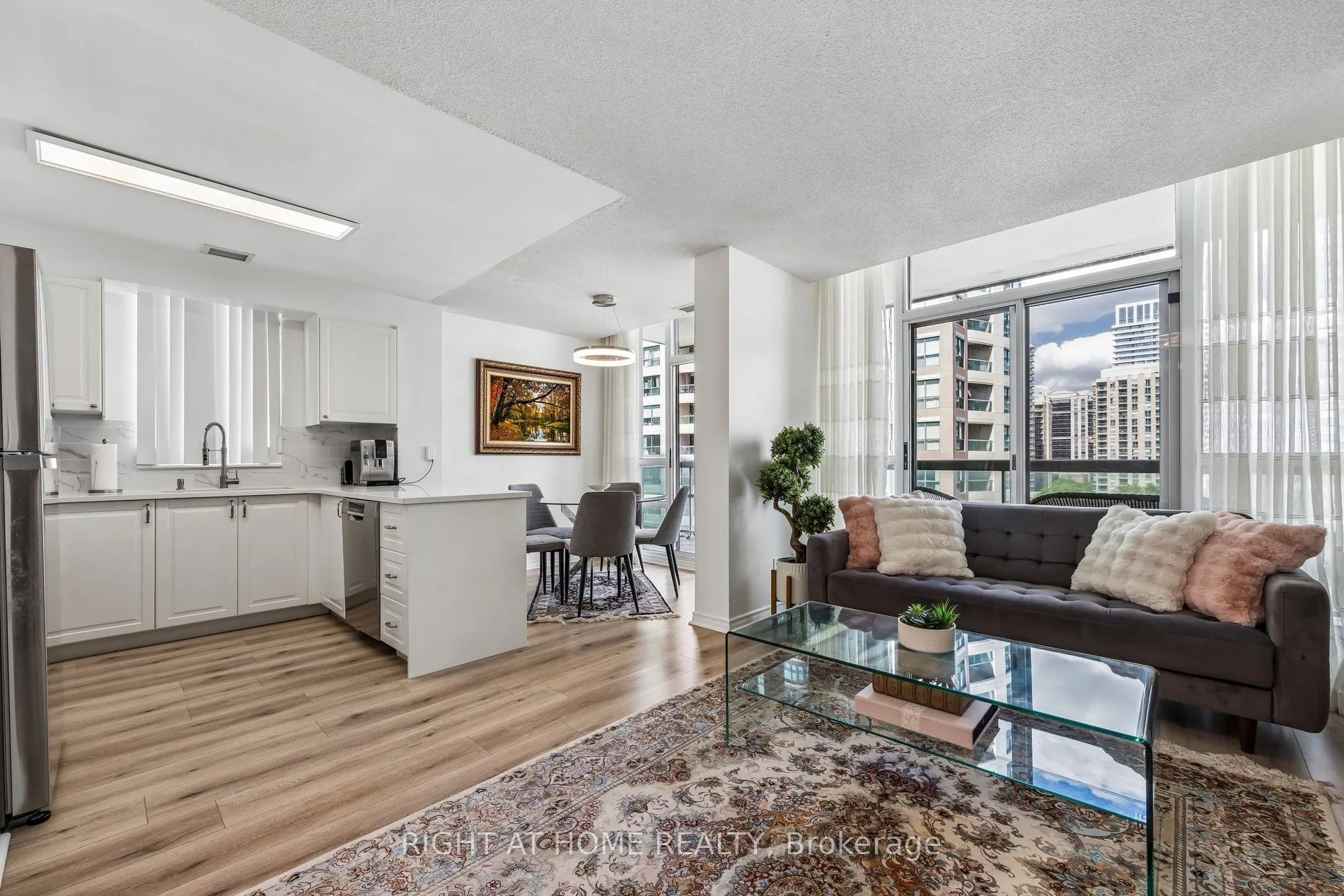 503 Beecroft Road #1116