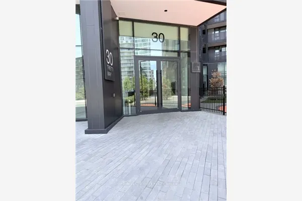 30 Tretti Way