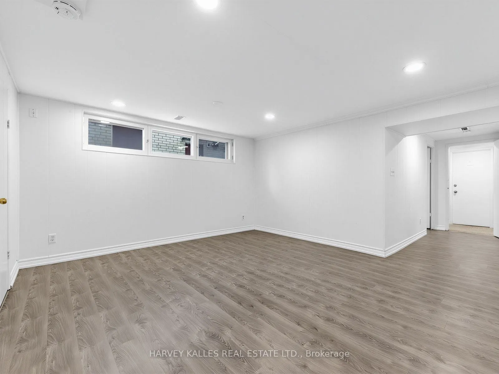 16 Terrydale Drive #Basement