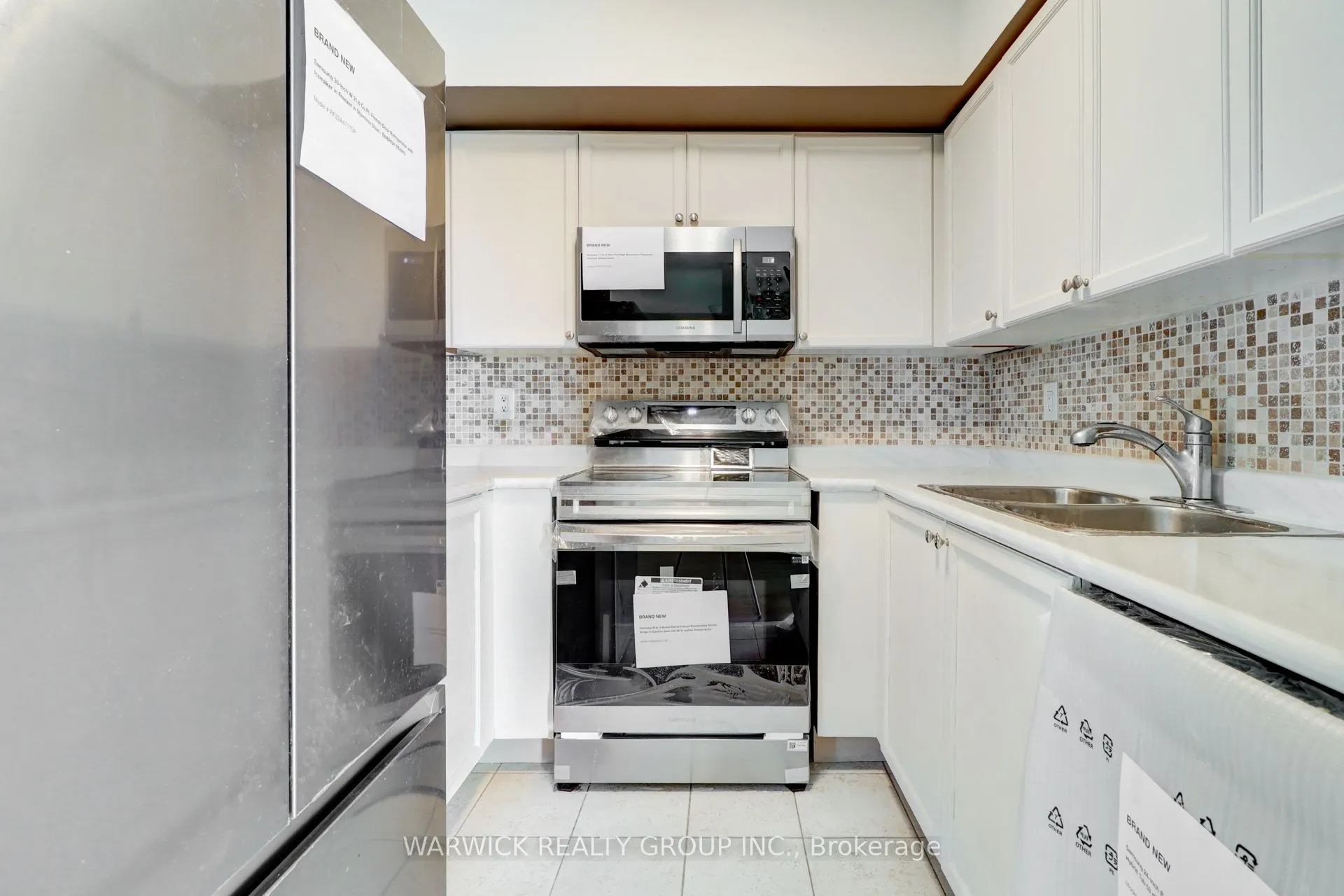 30 Harrison Garden Boulevard #903