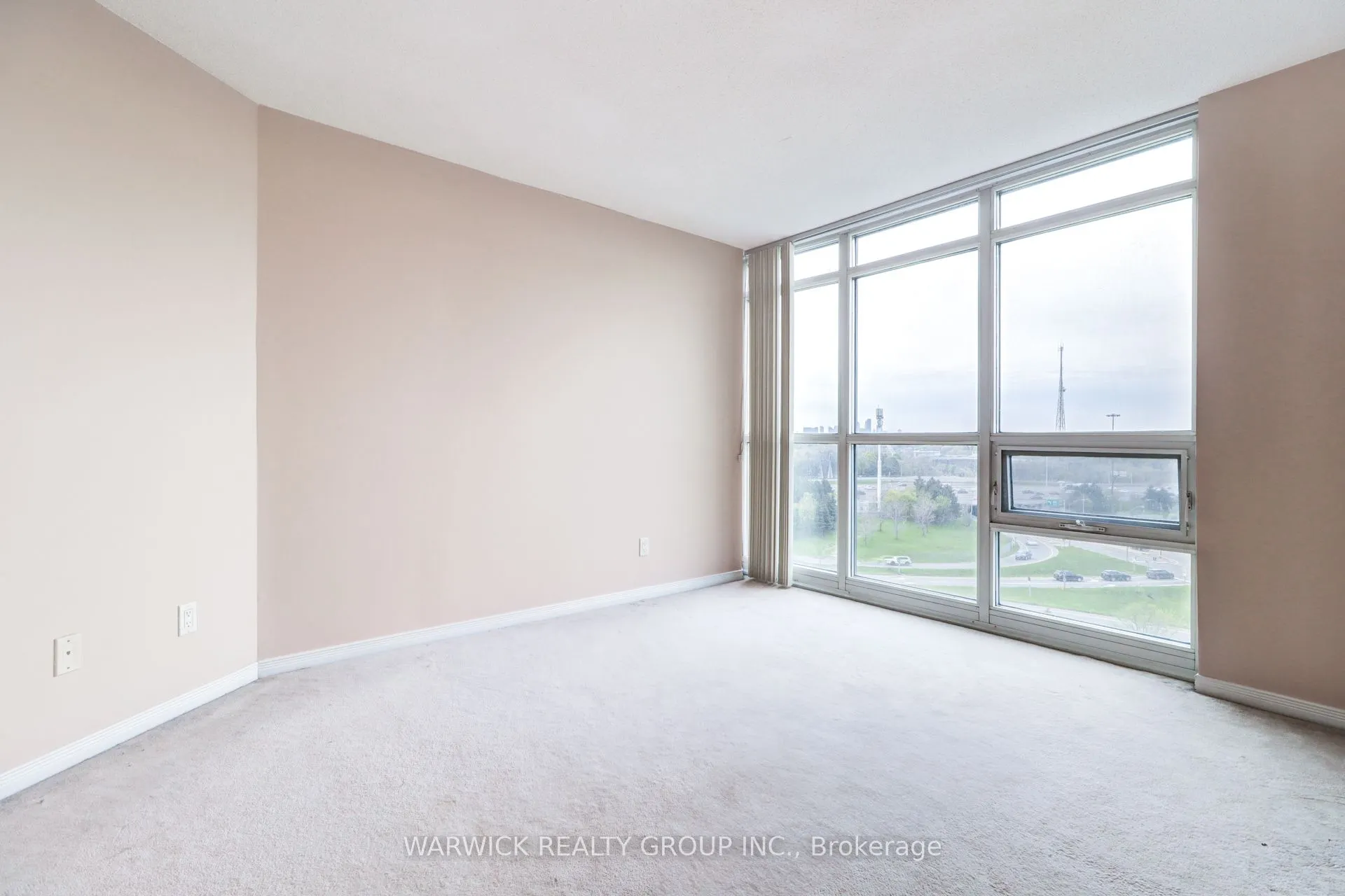 30 Harrison Garden Boulevard #903