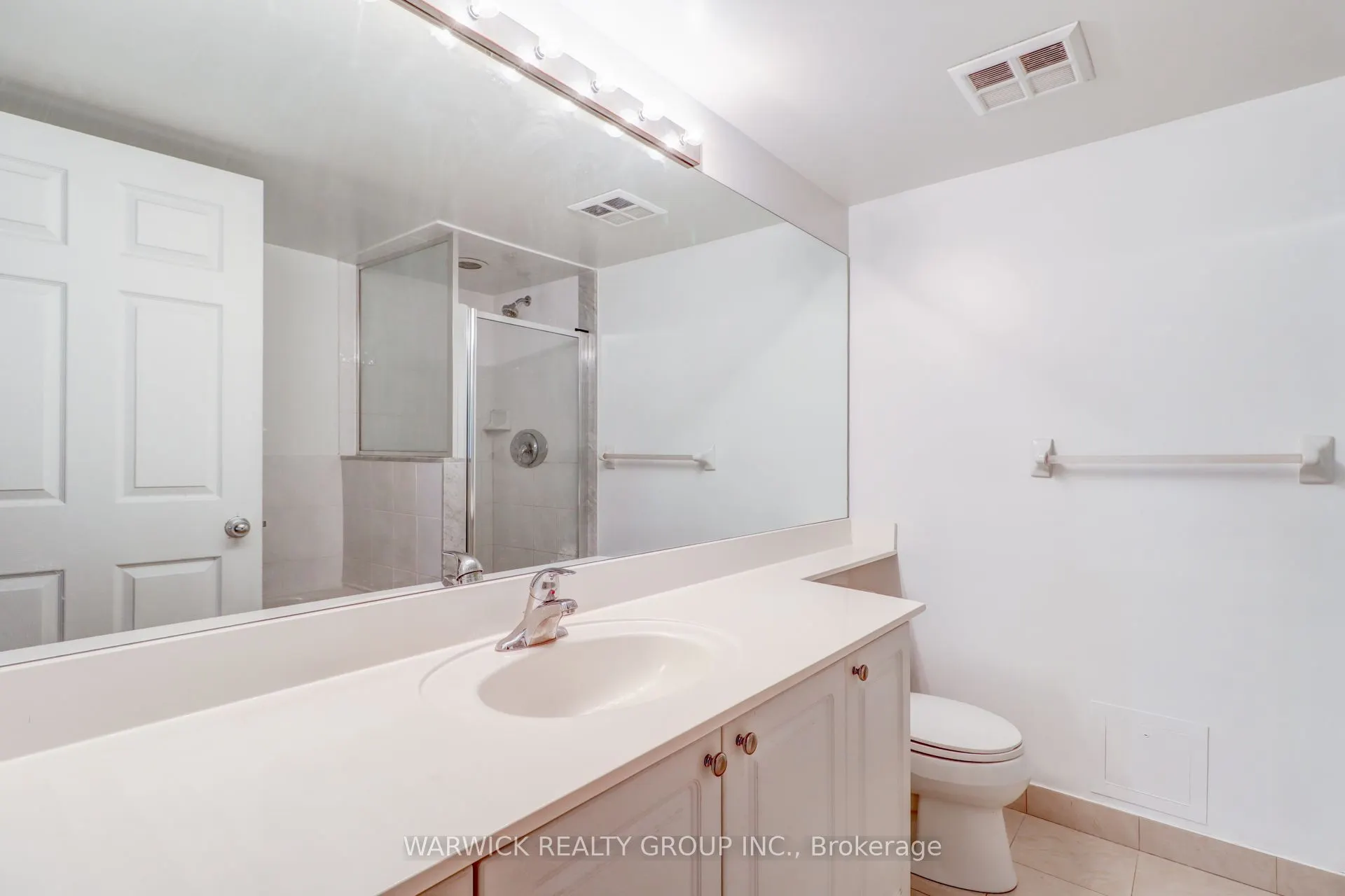 30 Harrison Garden Boulevard #903