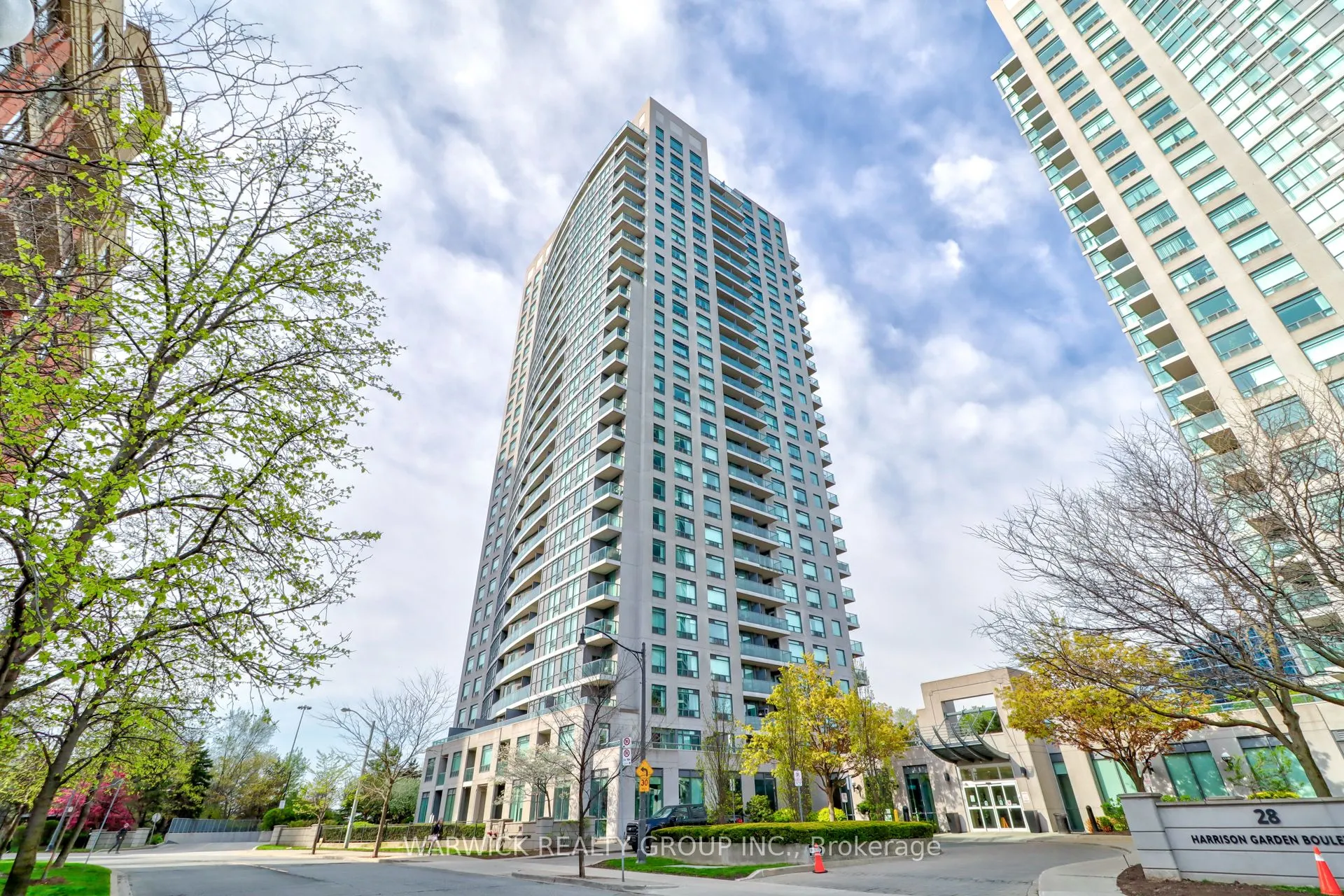 30 Harrison Garden Boulevard #903