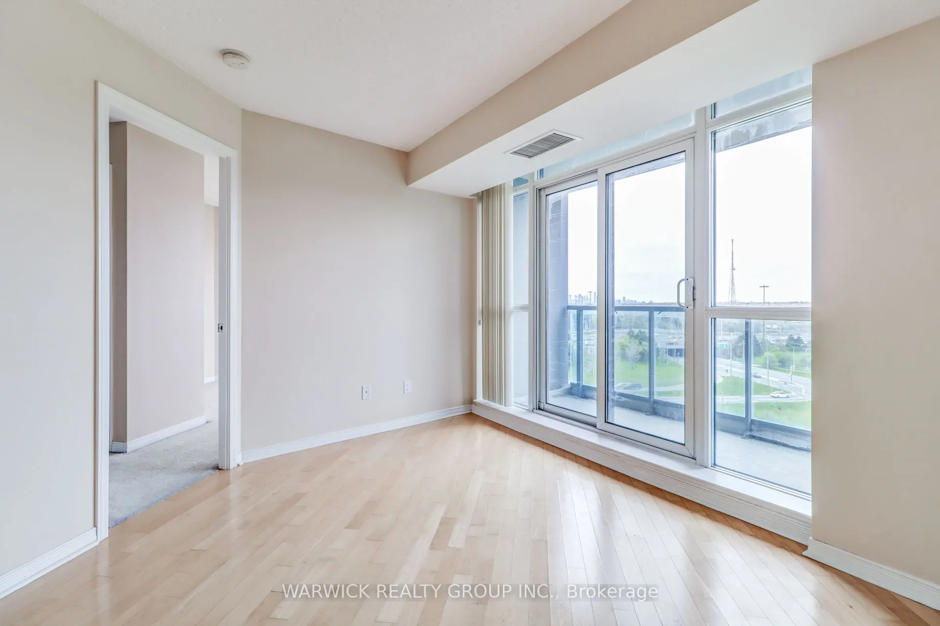 30 Harrison Garden Boulevard #903