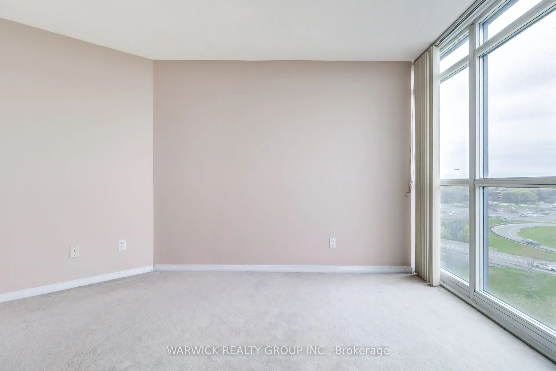 30 Harrison Garden Boulevard #903