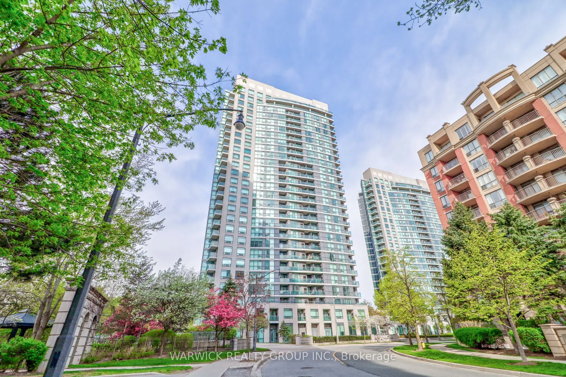 30 Harrison Garden Boulevard #903