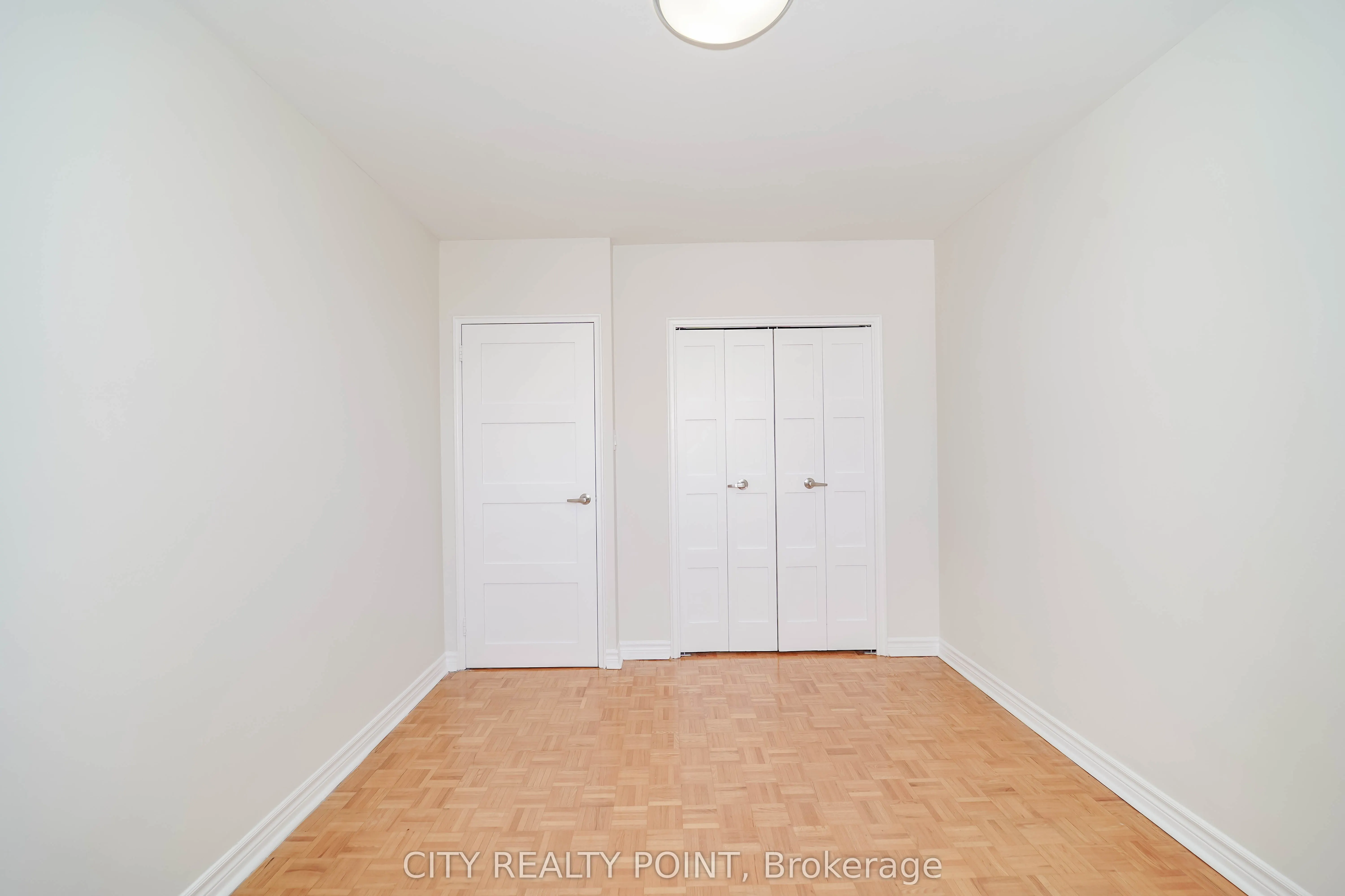 10 Shallmar Boulevard #510
