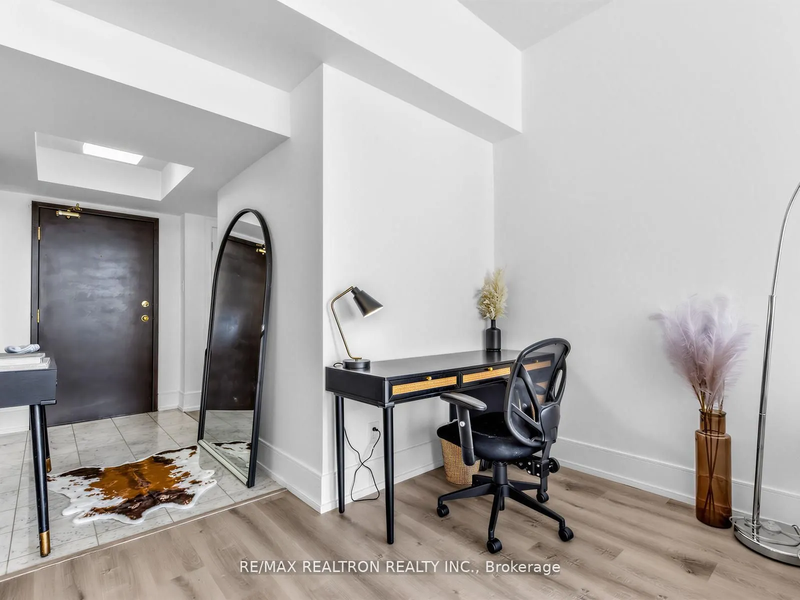 500 Glencairn Avenue #503