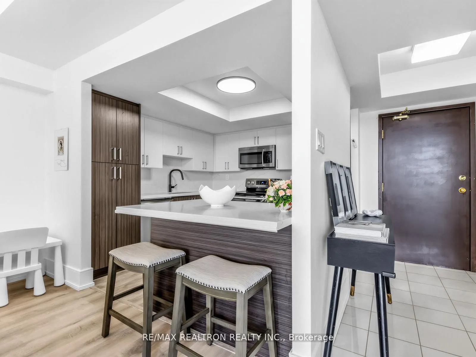 500 Glencairn Avenue #503