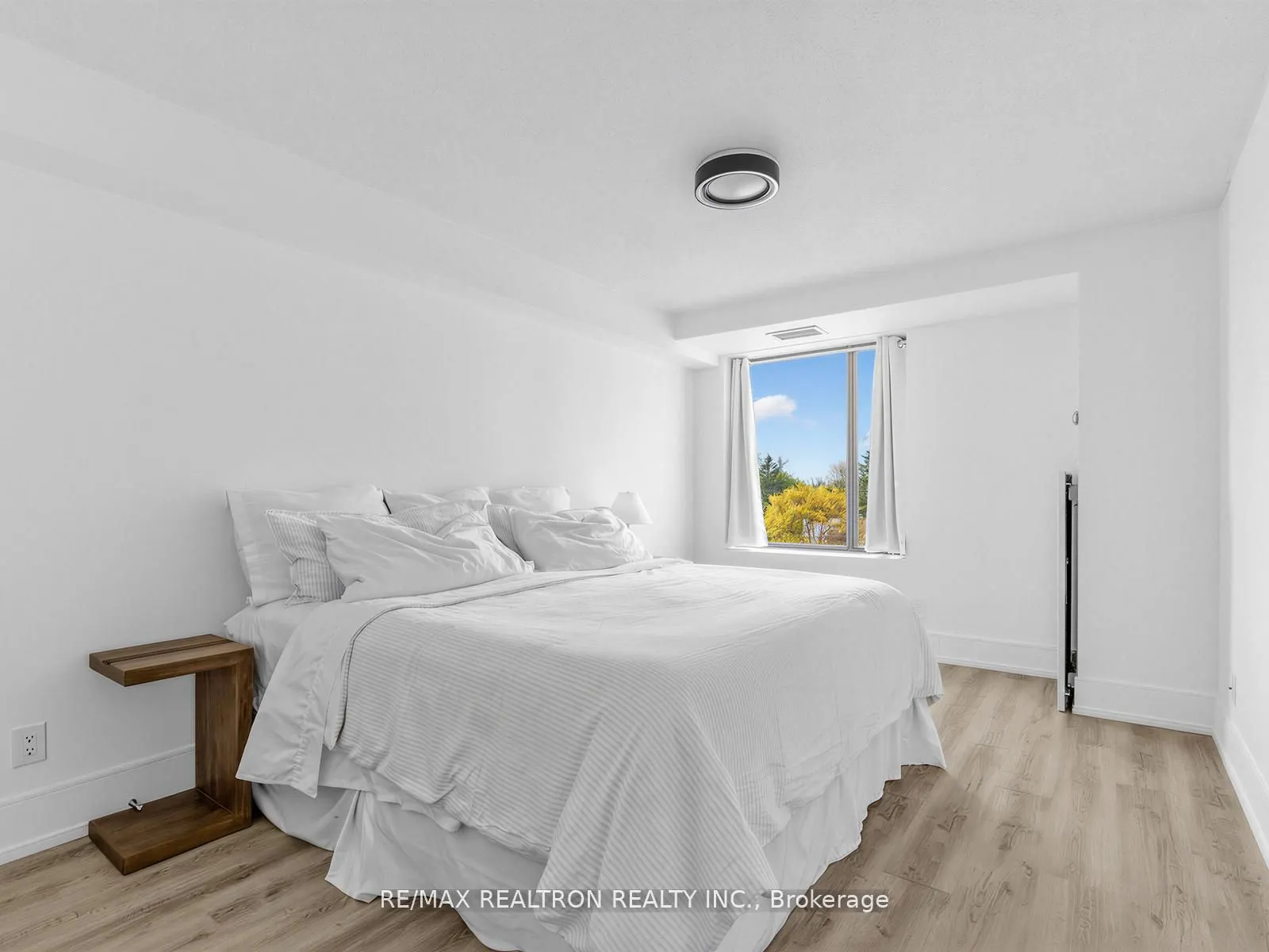 500 Glencairn Avenue #503