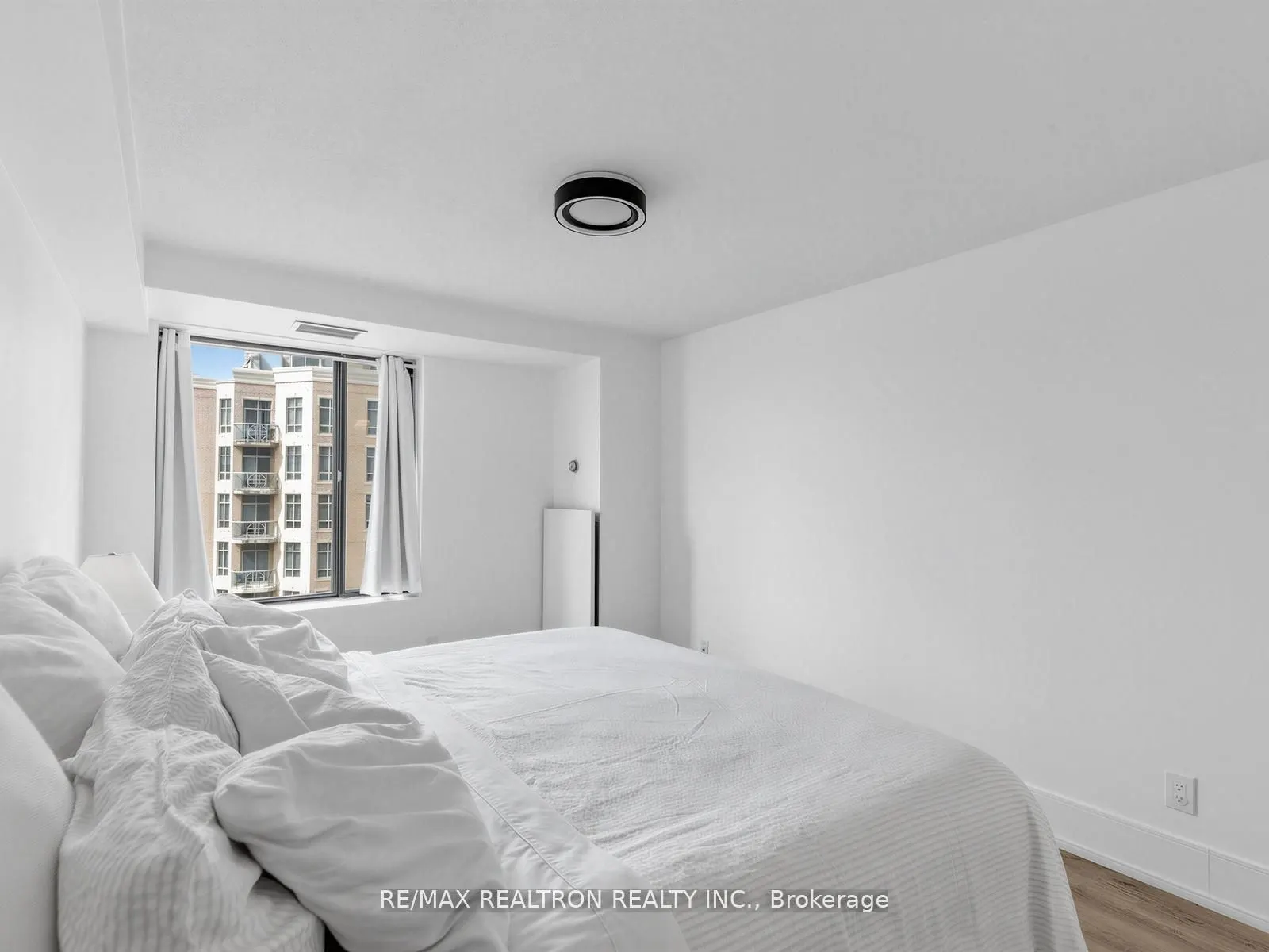 500 Glencairn Avenue #503