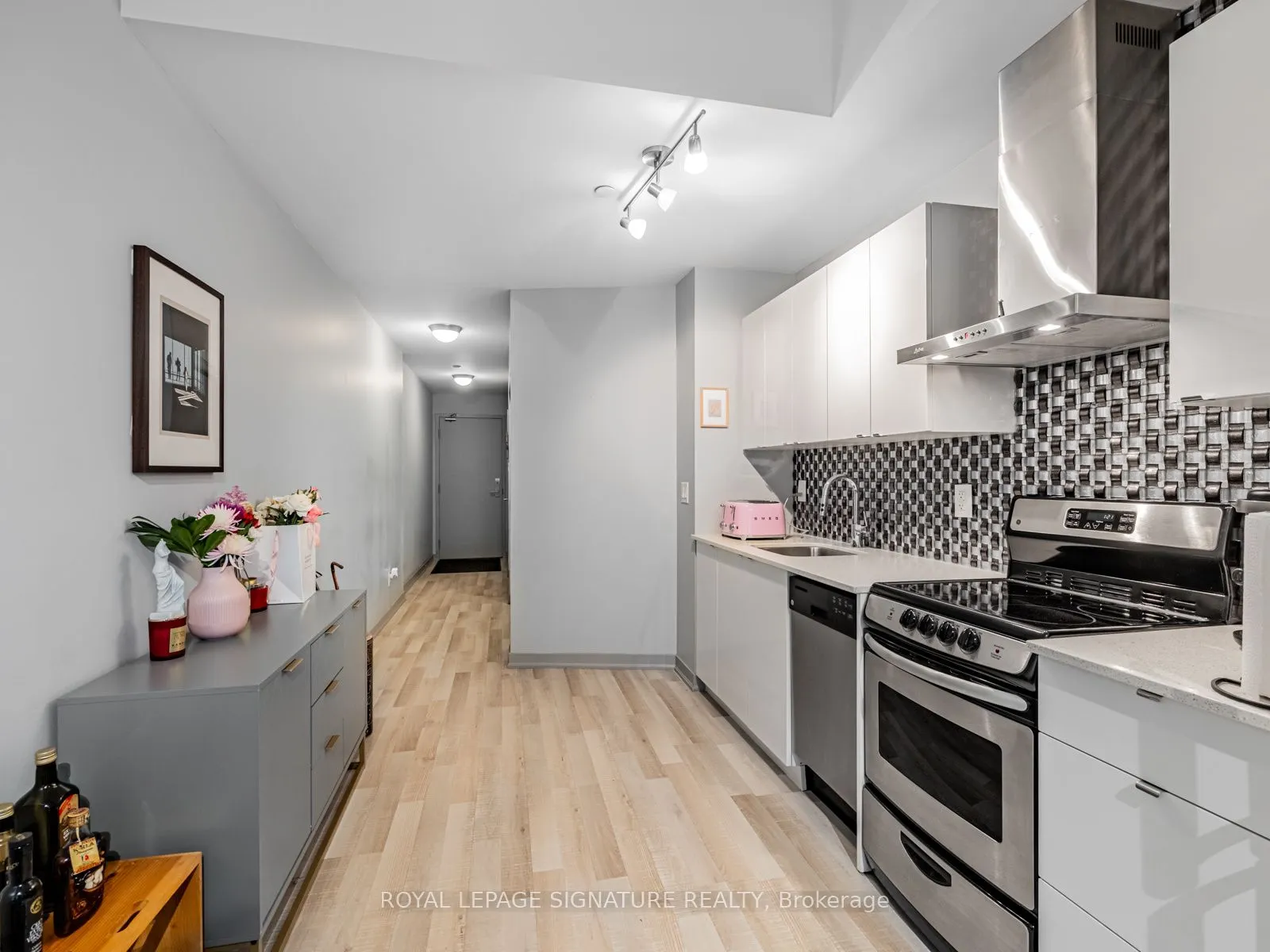 51 East Liberty Street #202