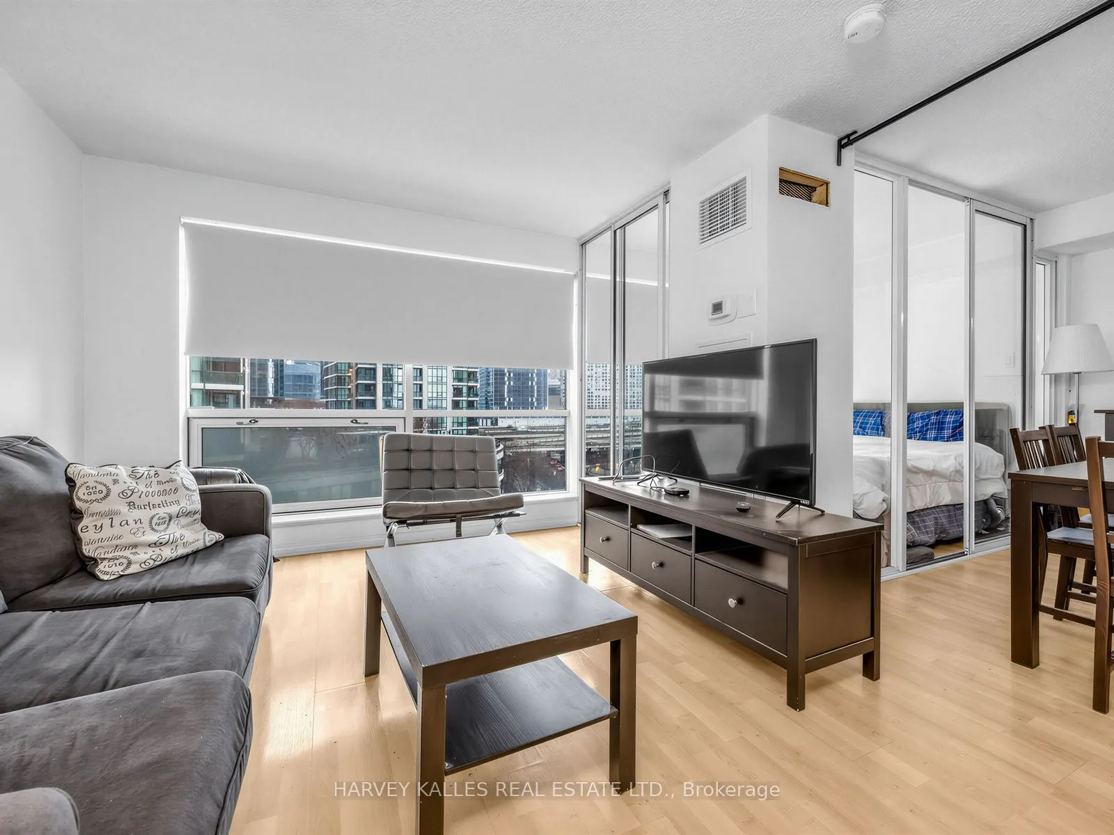 10 Yonge Street #705