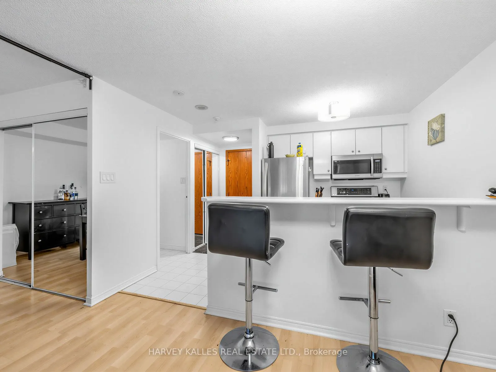 10 Yonge Street #705