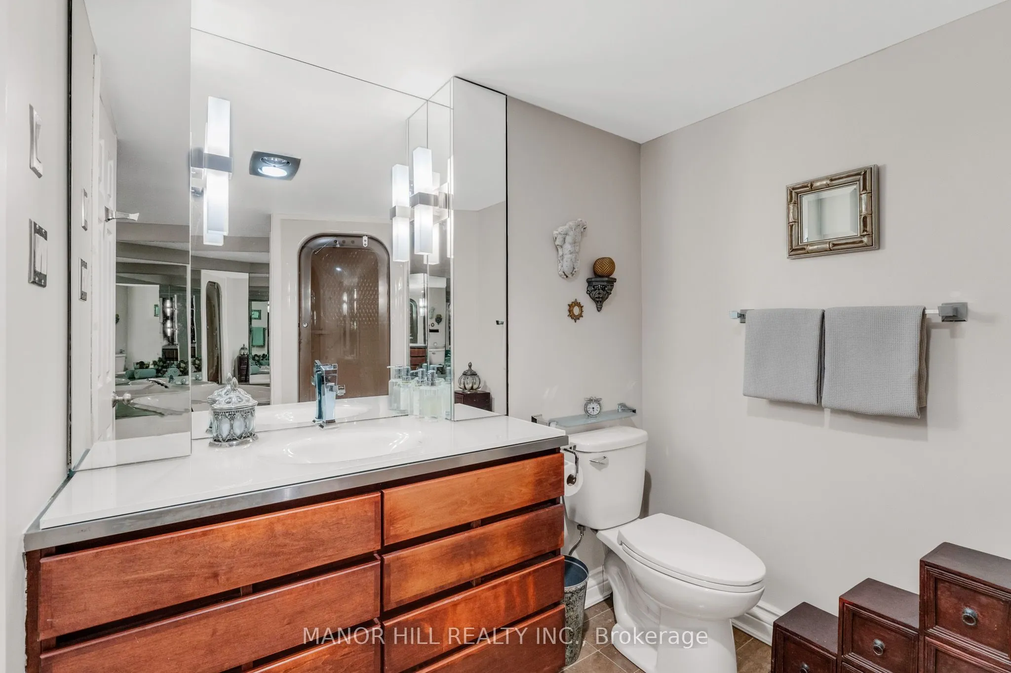 1331 Bay Street #803