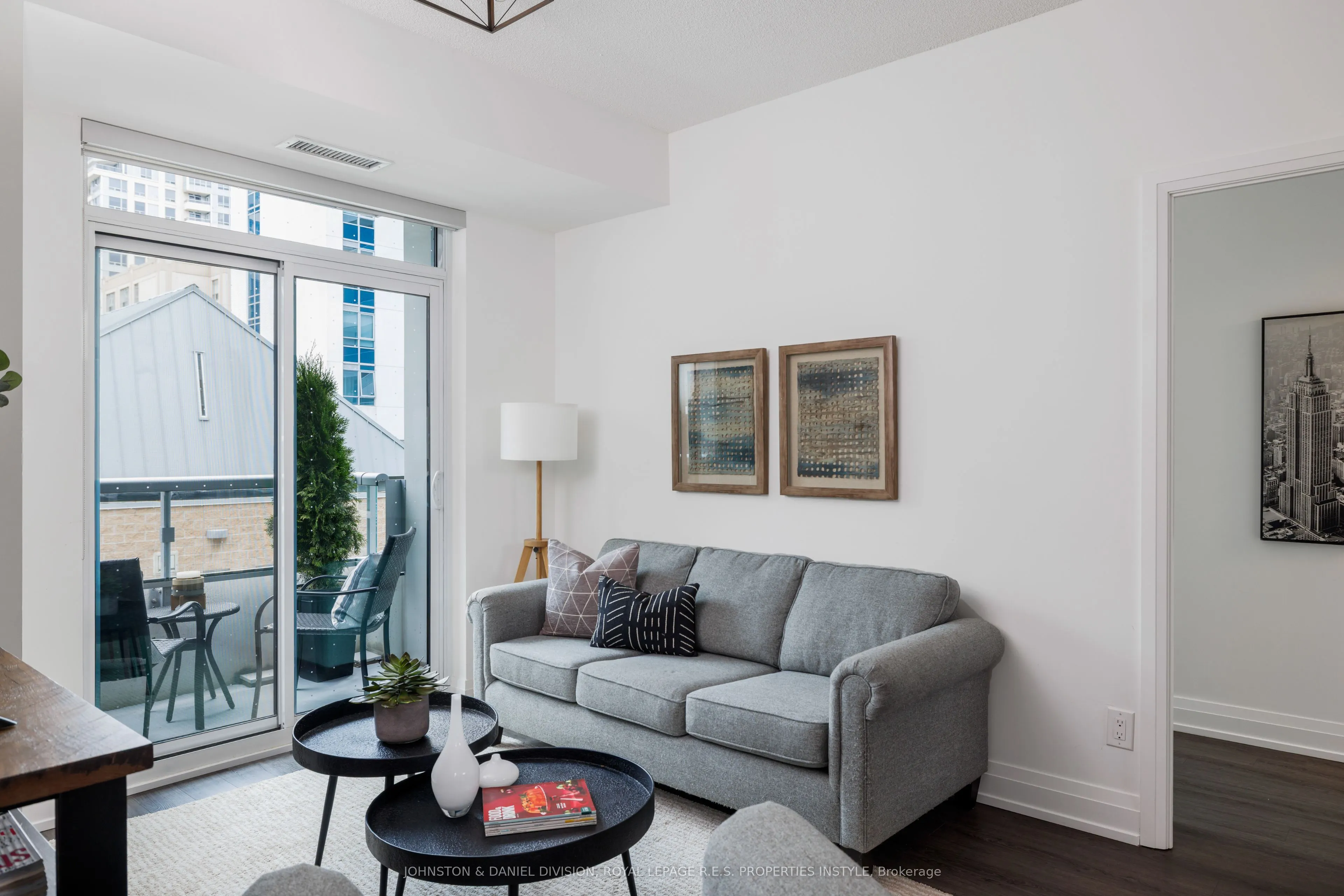 591 Sheppard Avenue E #327