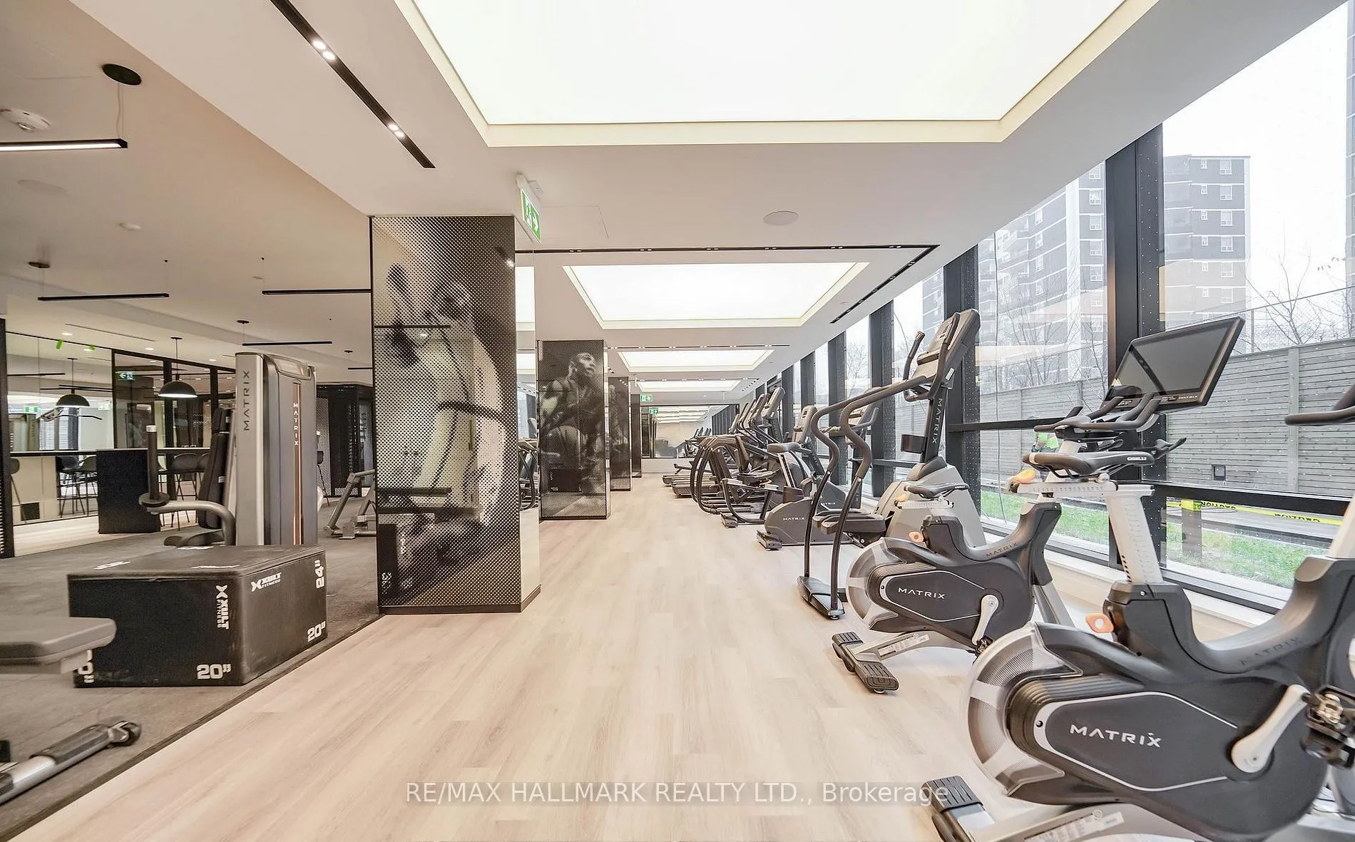 127 Broadway Avenue #1810