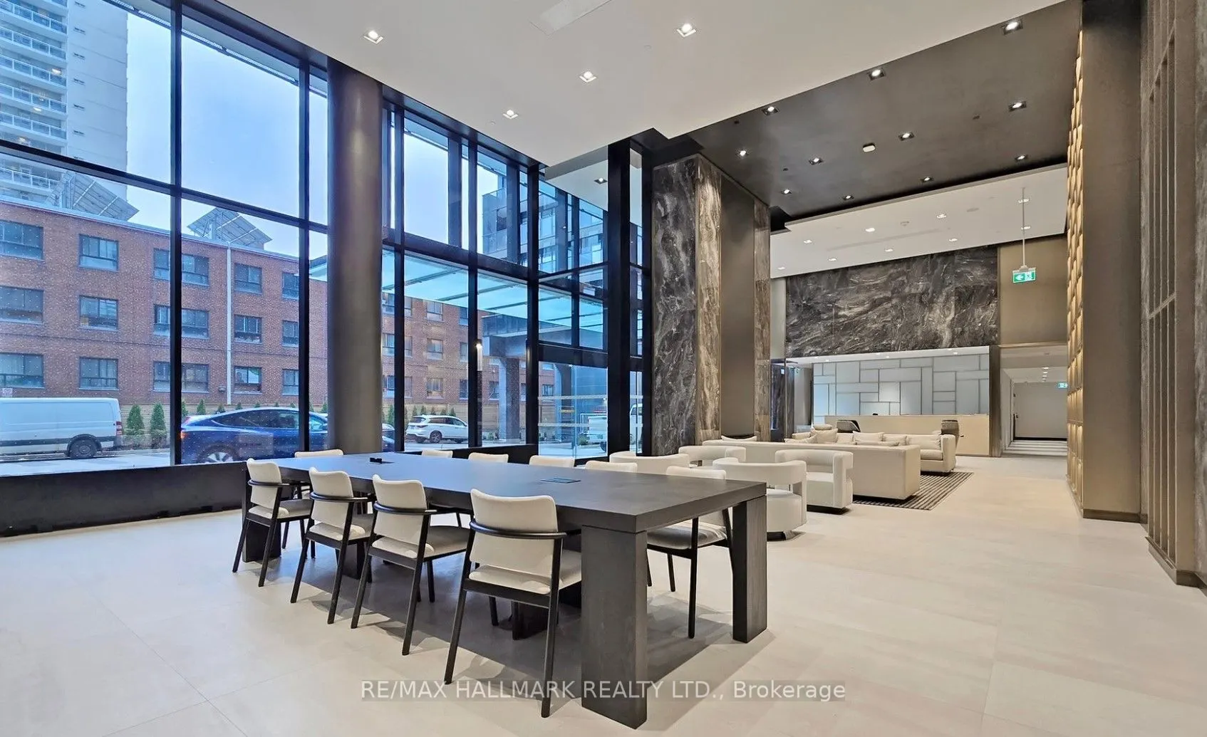 127 Broadway Avenue #1810