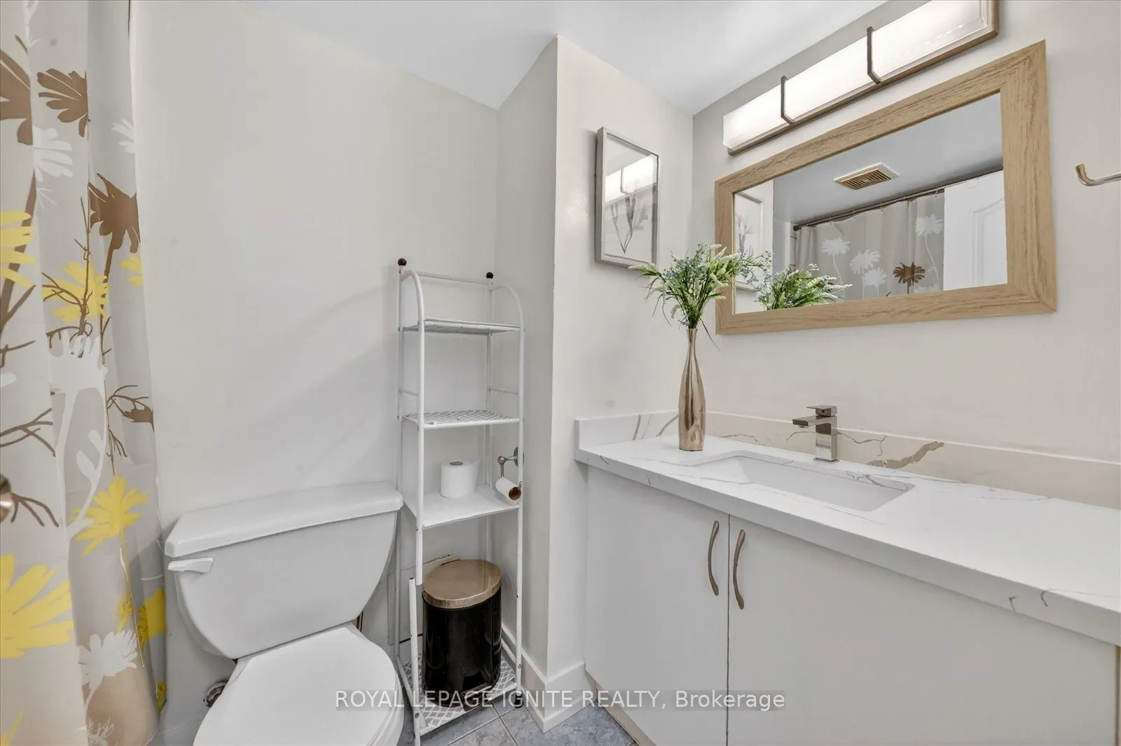 15 Vicora Link Way #208