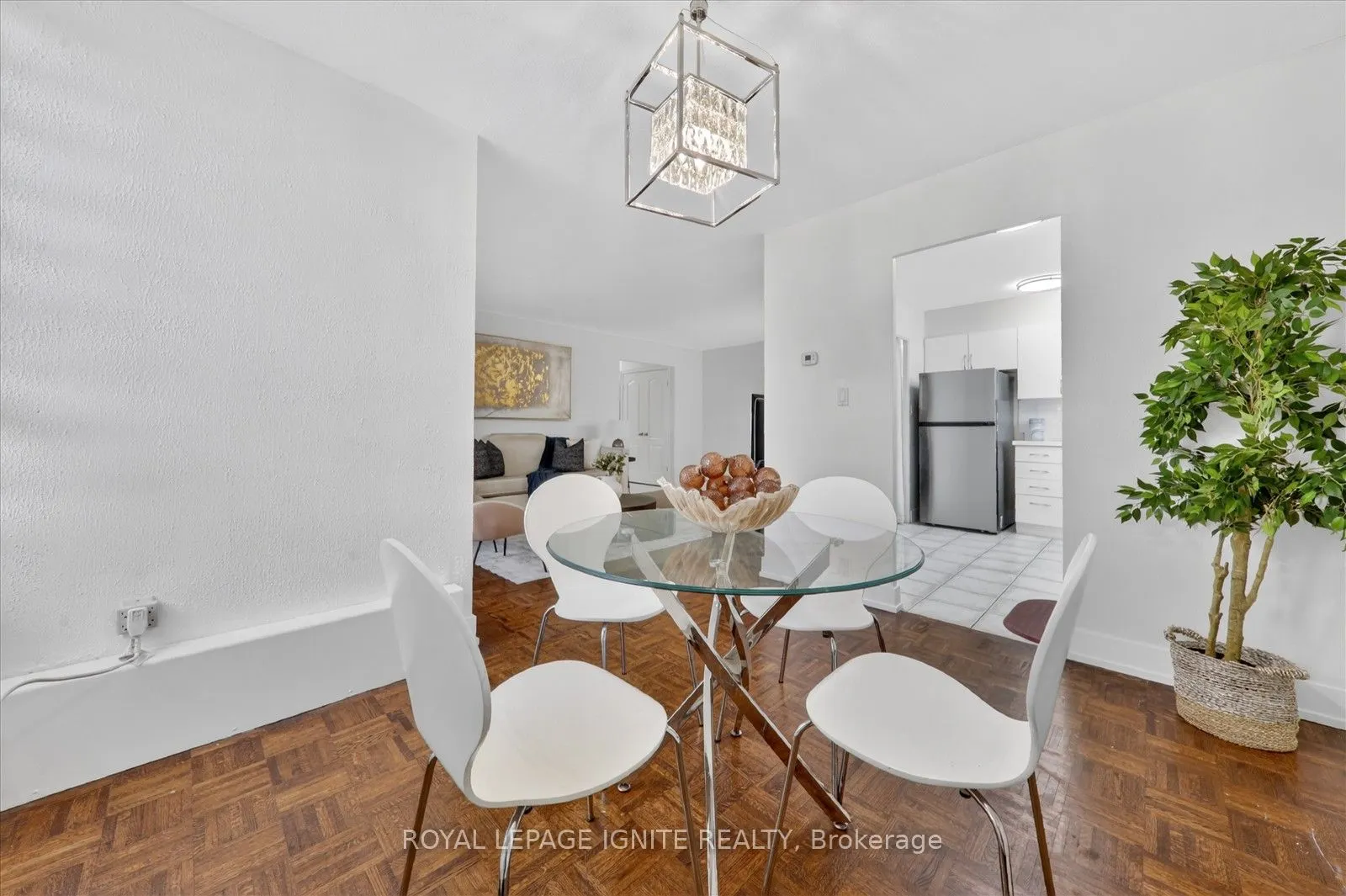 15 Vicora Link Way #208