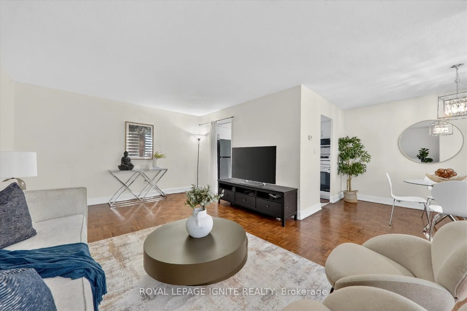 15 Vicora Link Way #208