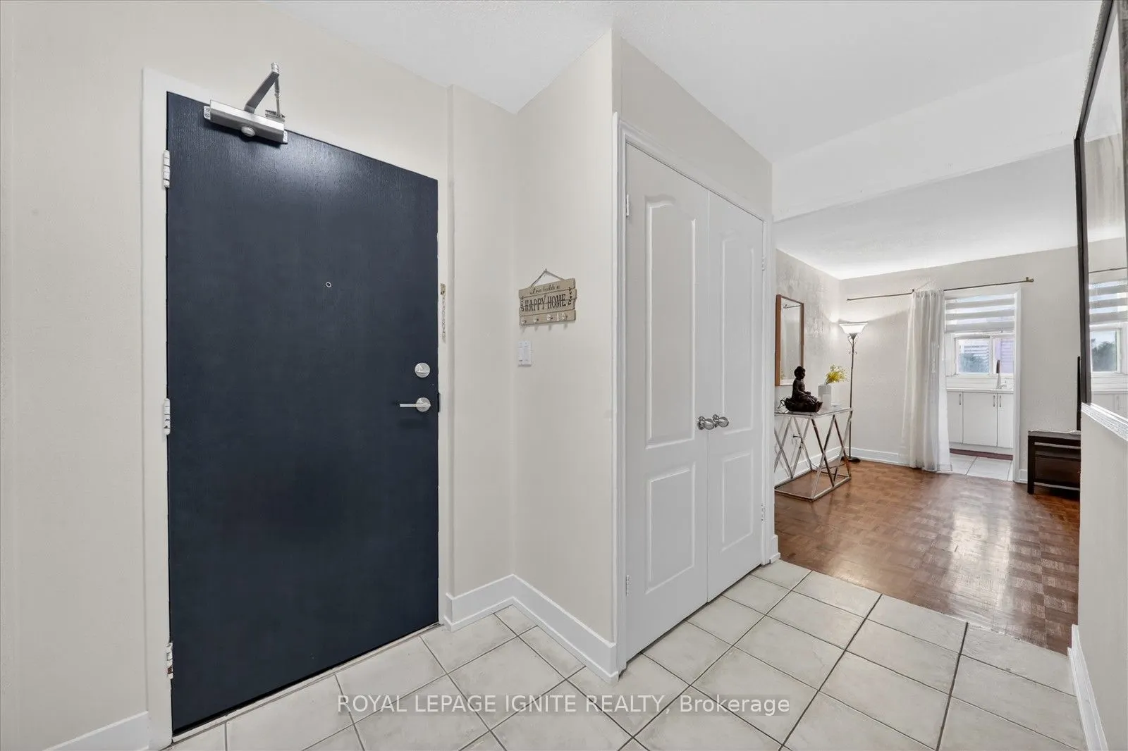15 Vicora Link Way #208