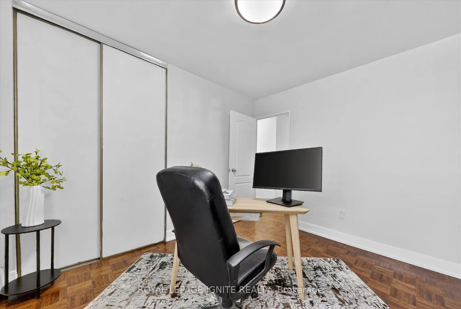 15 Vicora Link Way #208