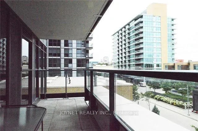 29 Singer Court #305
