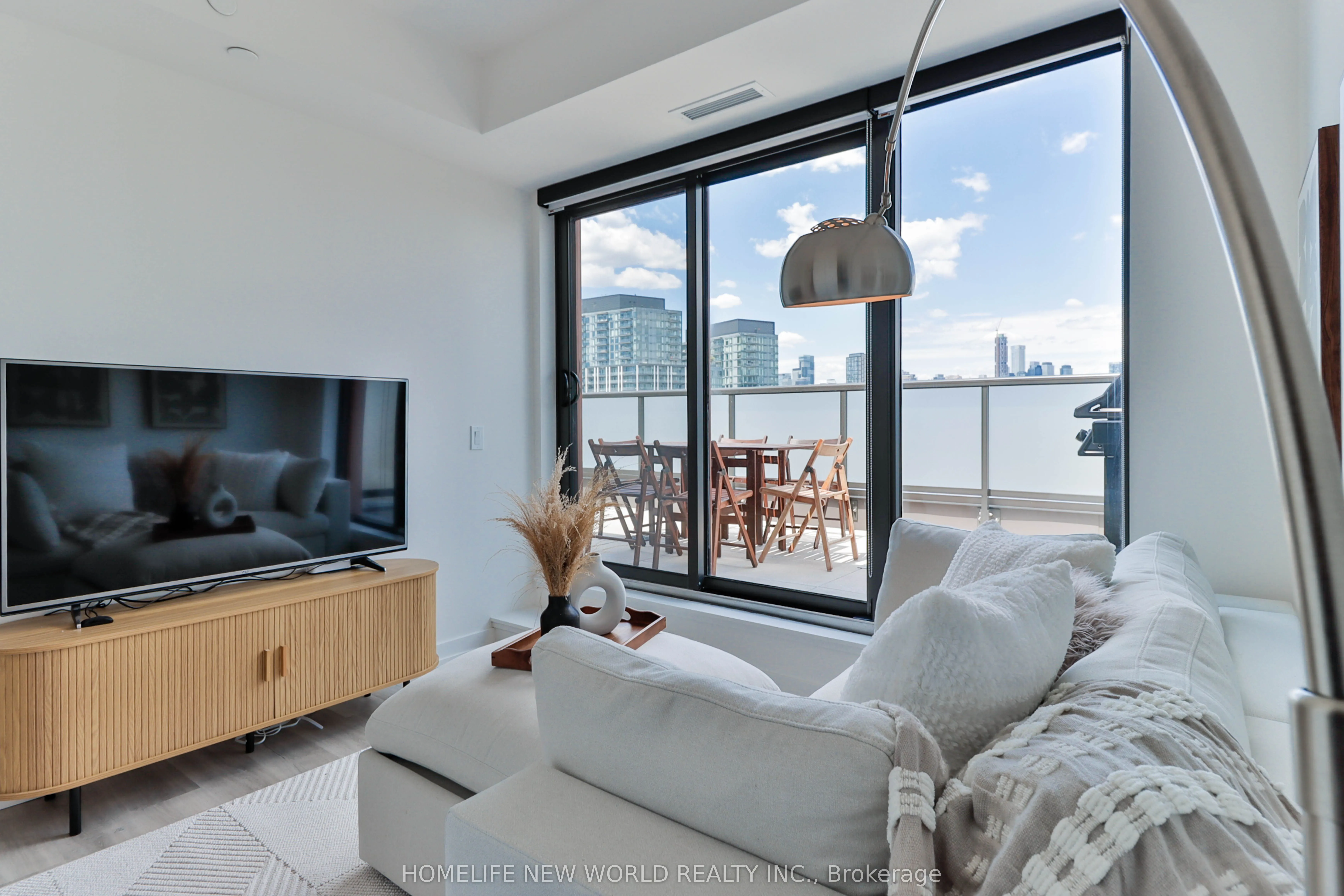 28 Eastern Avenue #1003