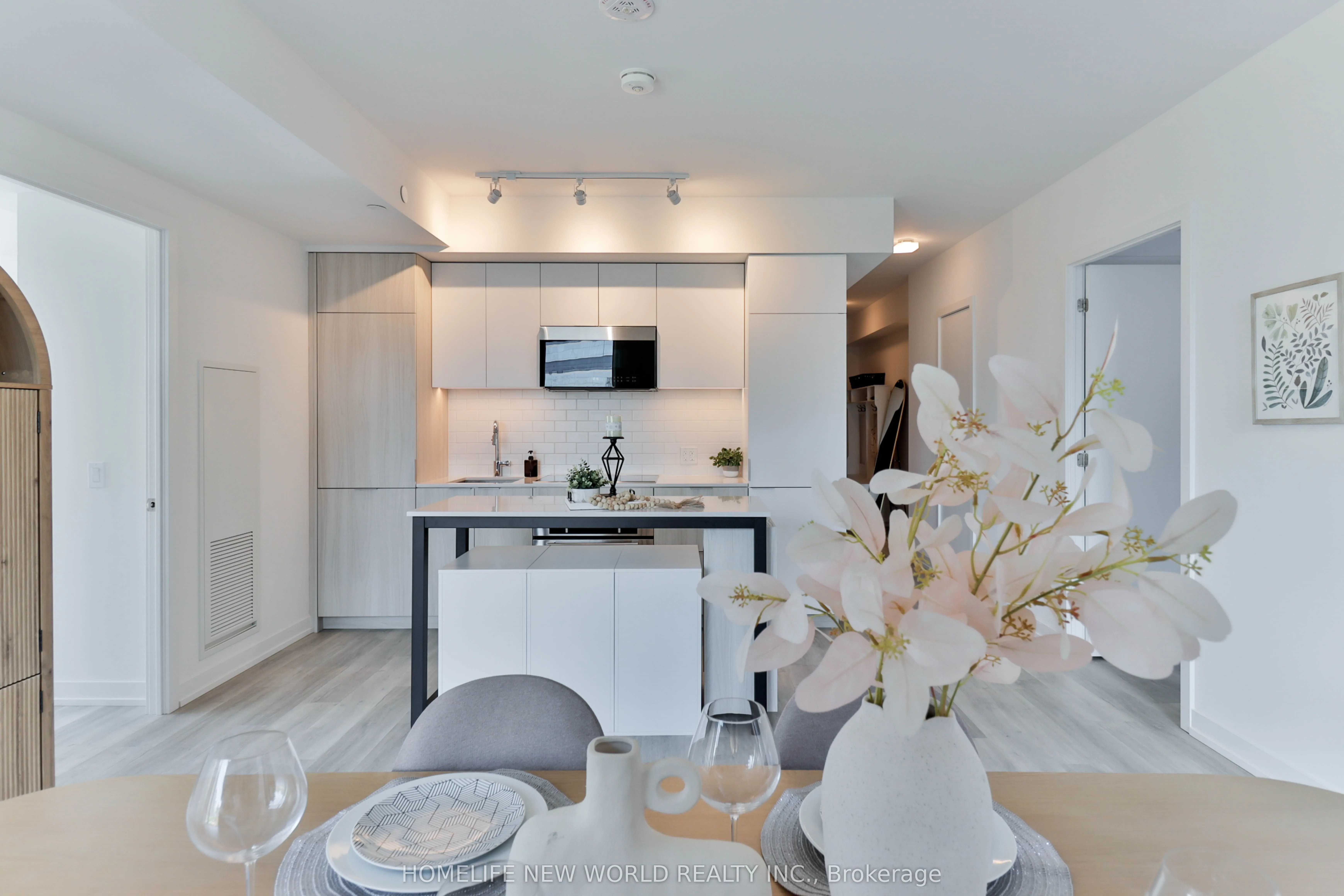 28 Eastern Avenue #1003